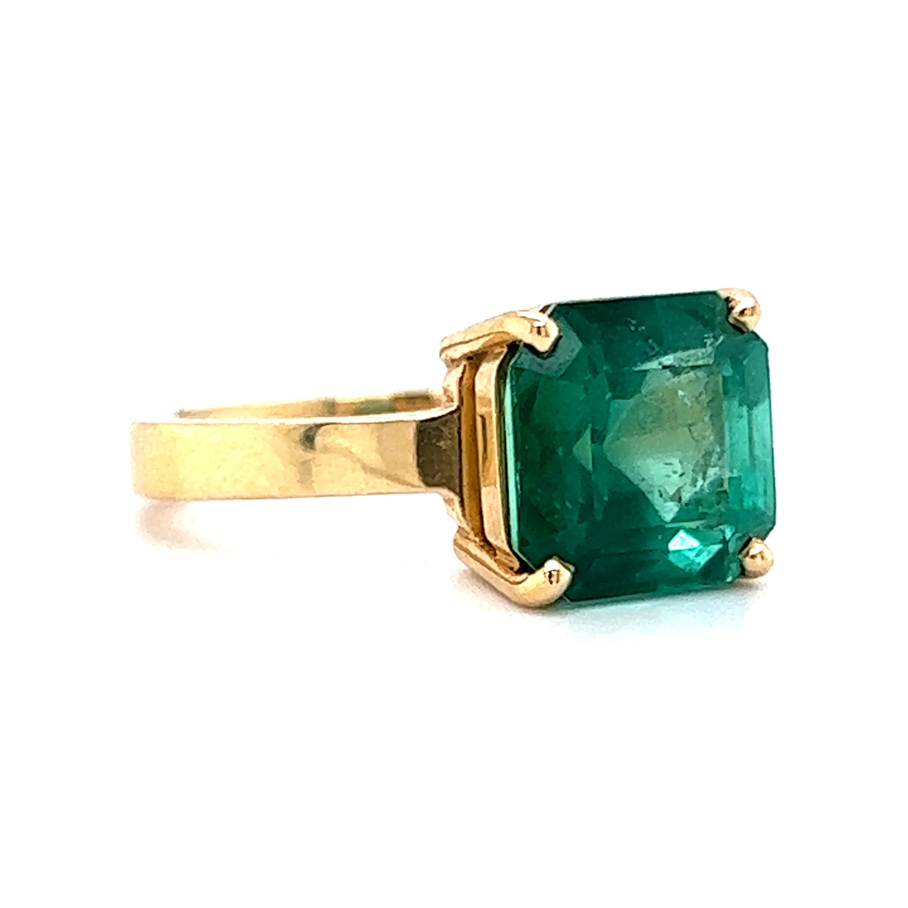 3 Carat Emerald Cocktail Ring in 18k Yellow Gold - Image 3