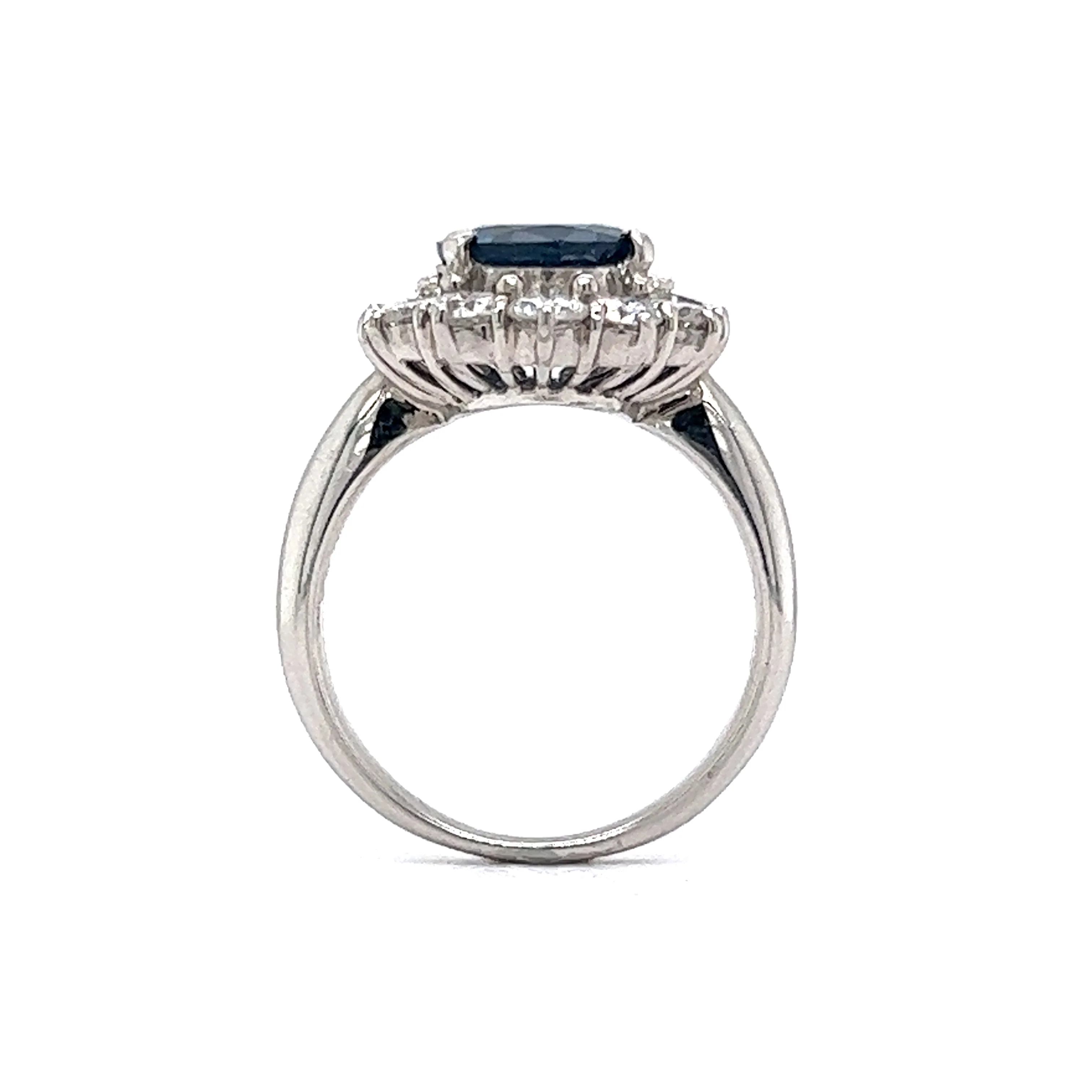 3 Carat Oval Sapphire & Diamond Ring in Platinum - Image 4