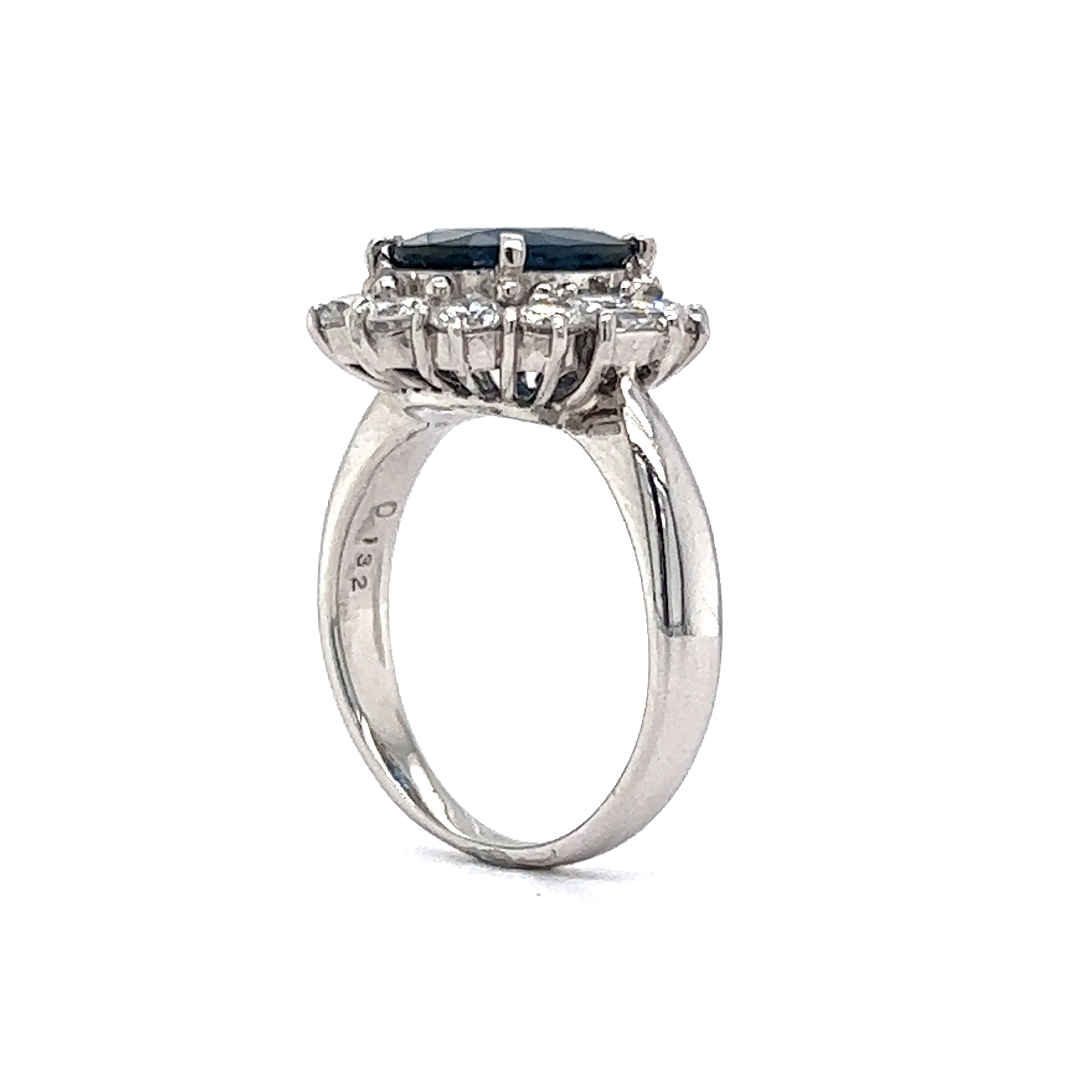 3 Carat Oval Sapphire & Diamond Ring in Platinum - Image 5