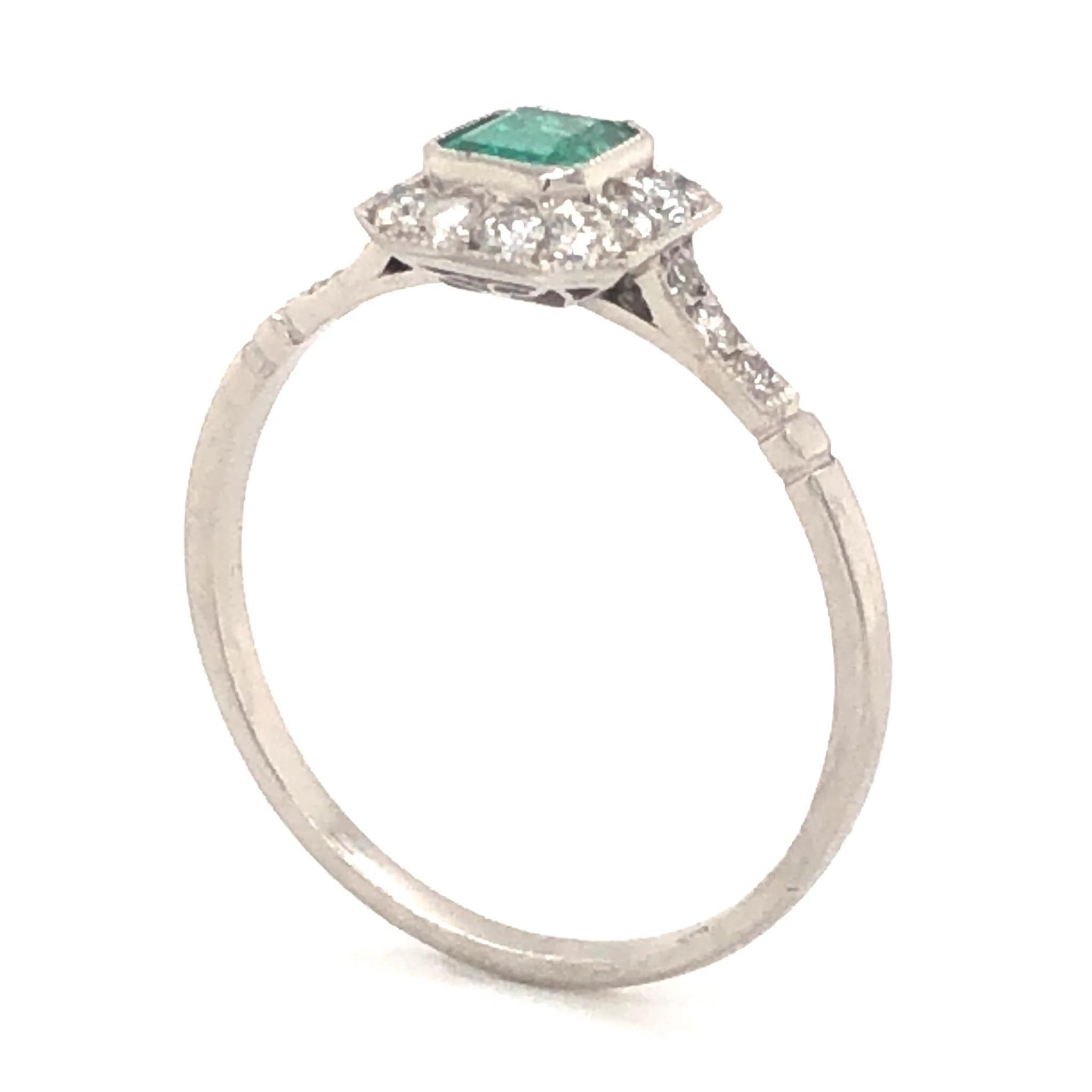 .30 Emerald & Diamond Engagement Ring in Platinum - Image 5