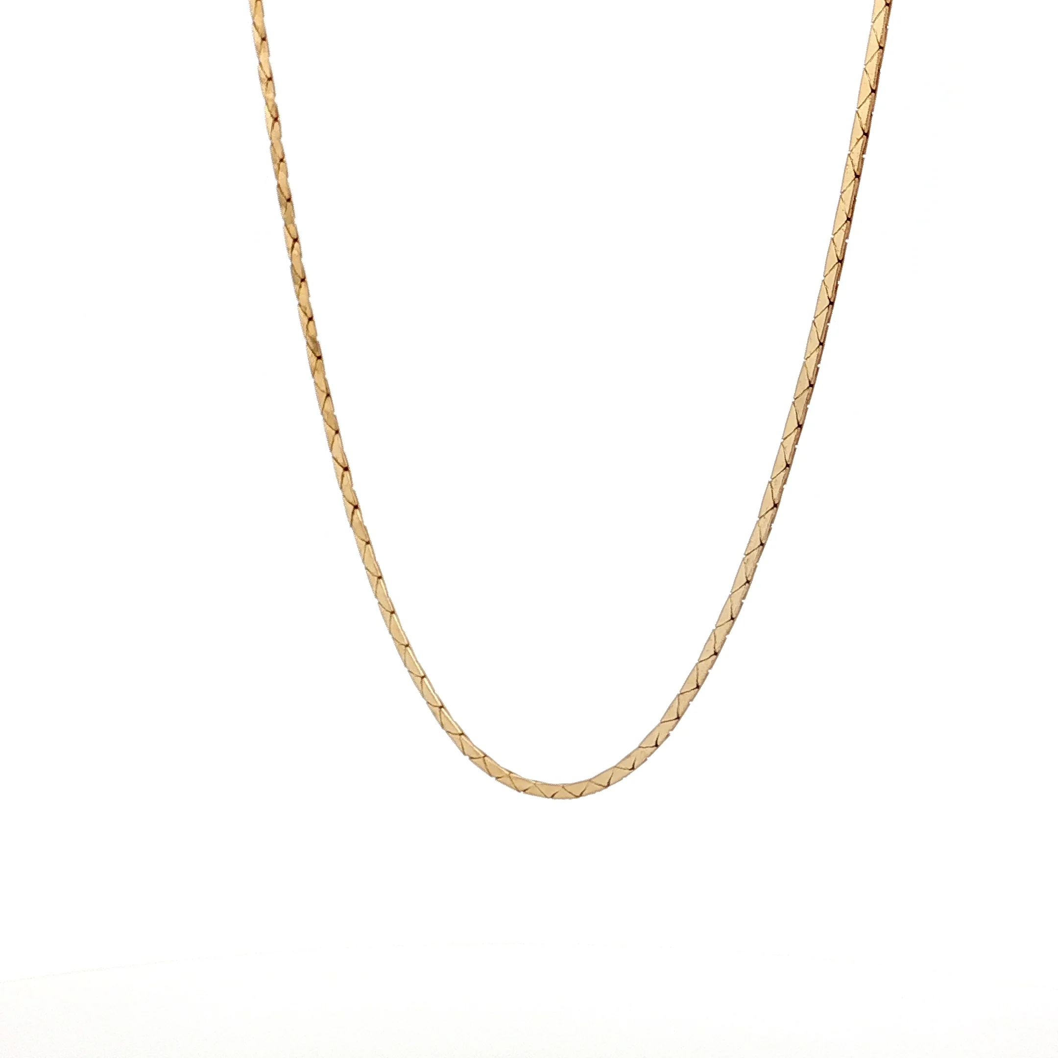 30 Inch Flat Triangle Link Chain Necklace in 14k - Image 2
