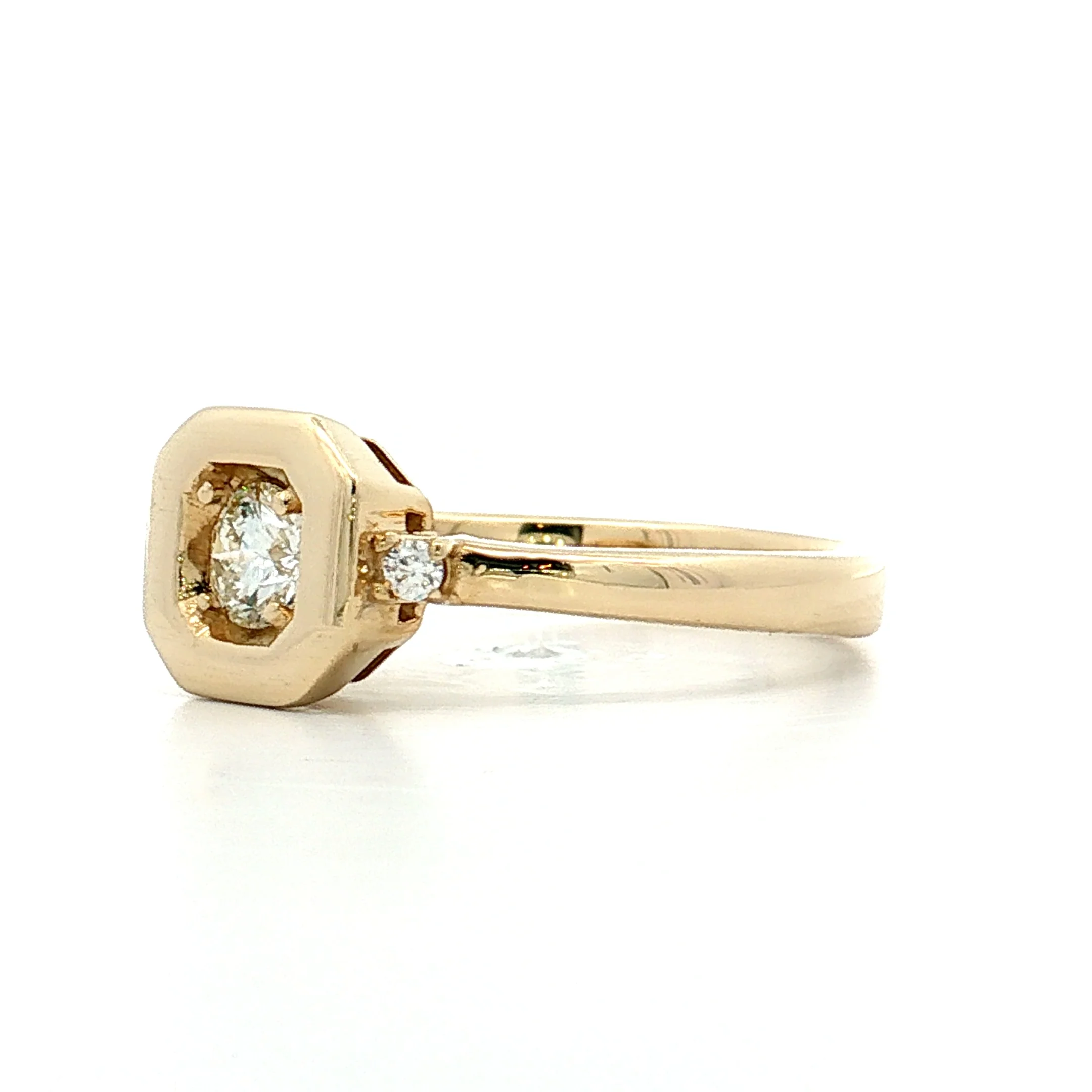 .31 Round Diamond Engagement Ring 14k Yellow Gold - Image 2