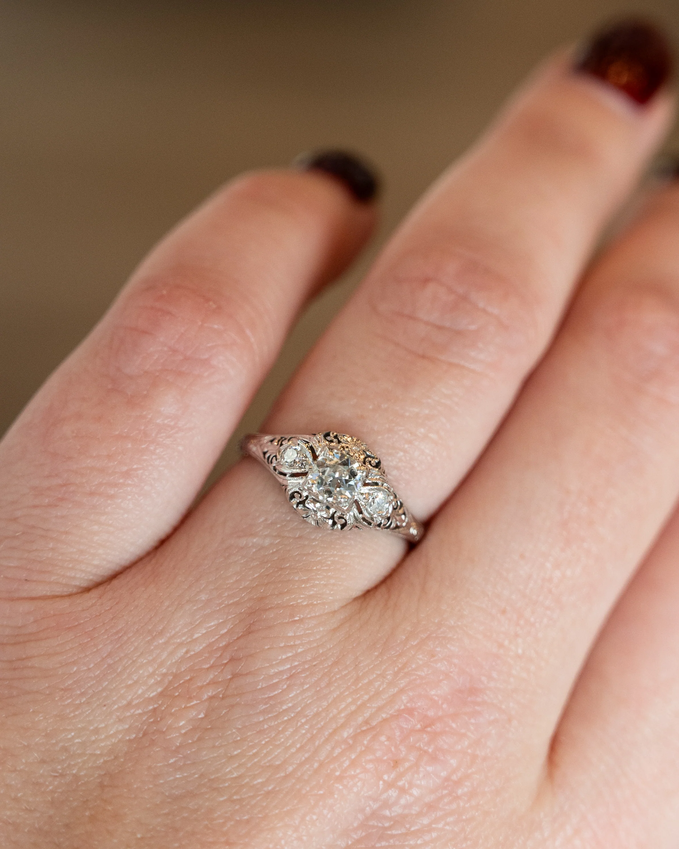.31 Vintage Deco Diamond Filigree Engagement Ring 18k - Image 6