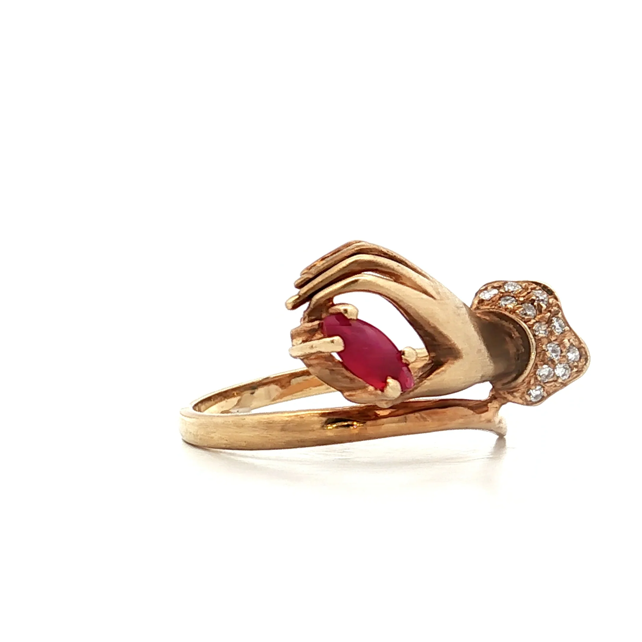 .31 Vintage Retro Ruby & Diamond Ring in 14k Yellow Gold - Image 3