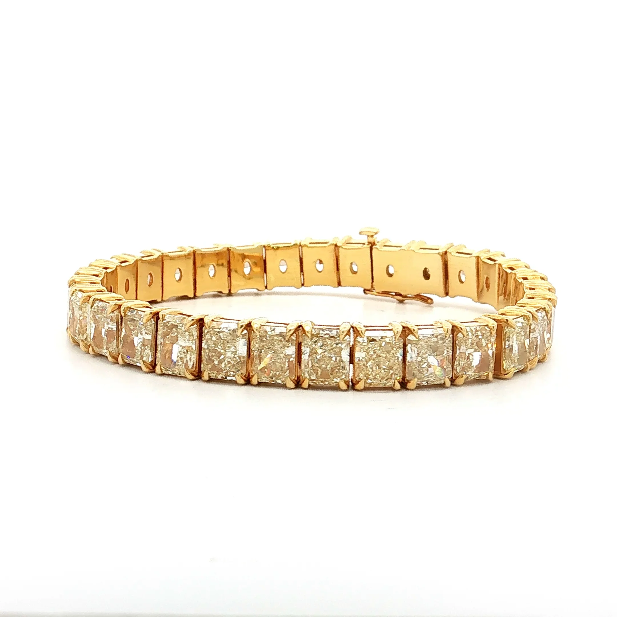 32.63 Radiant Diamond Tennis Bracelet 18k Yellow Gold - Image 2