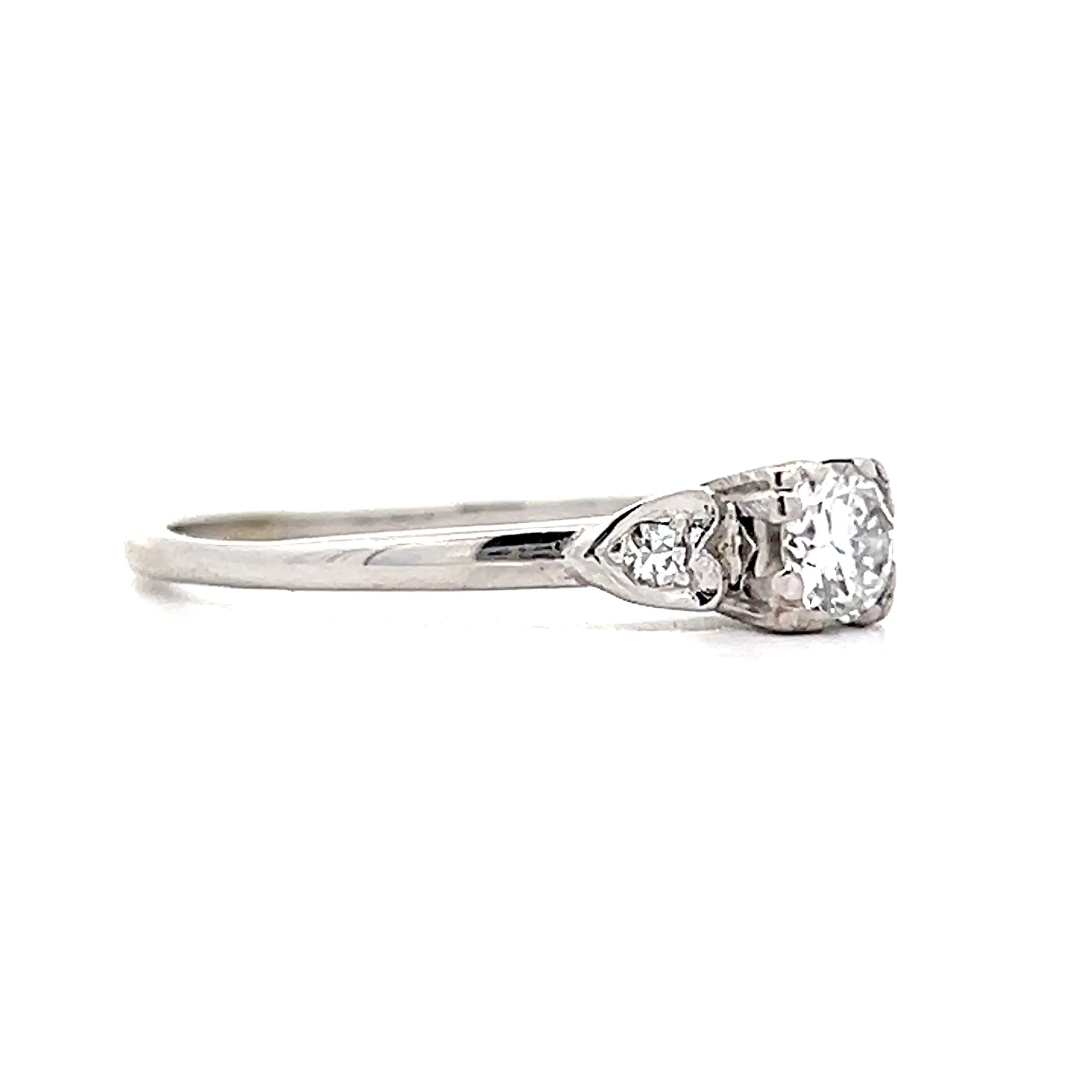 .32 Vintage Retro Engagement Ring in 18k White Gold - Image 3