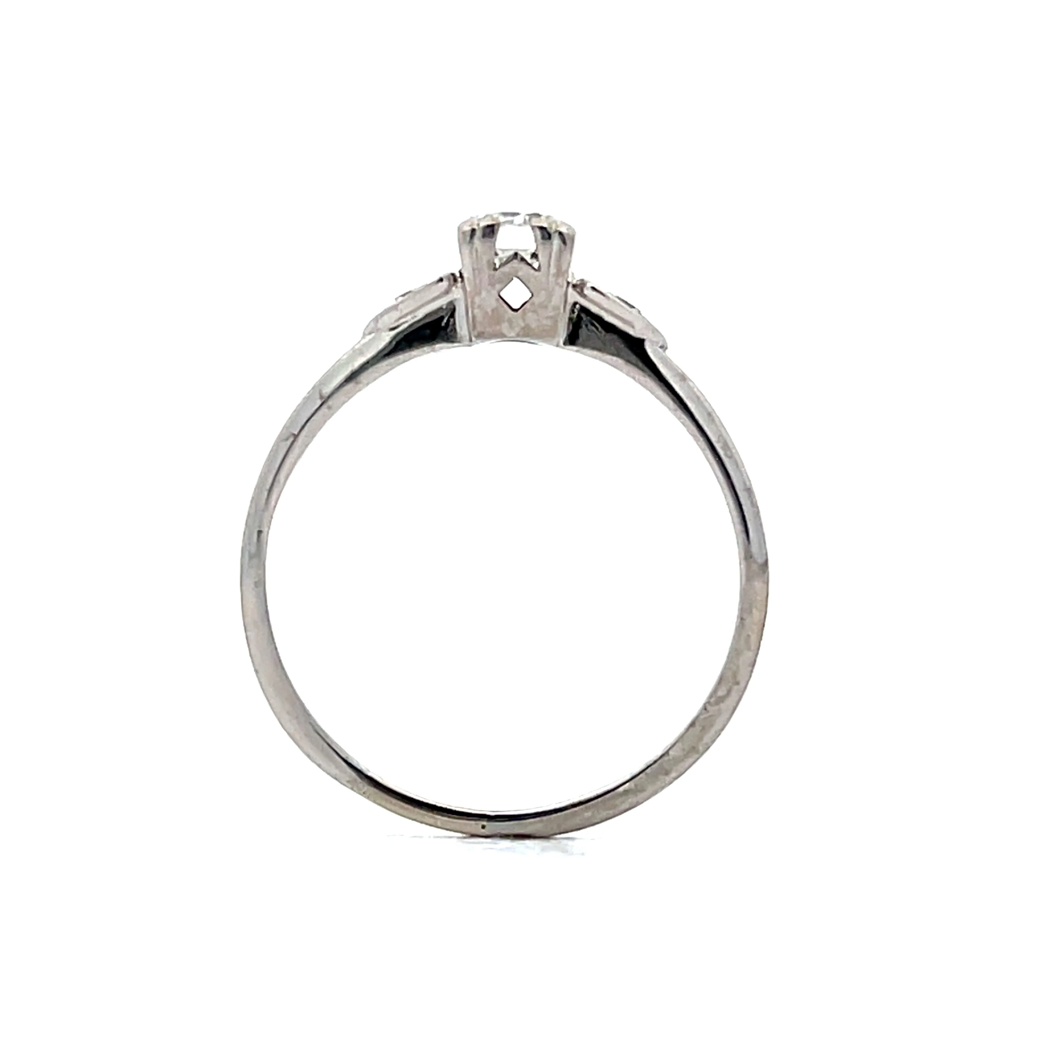 .32 Vintage Retro Engagement Ring in 18k White Gold - Image 4