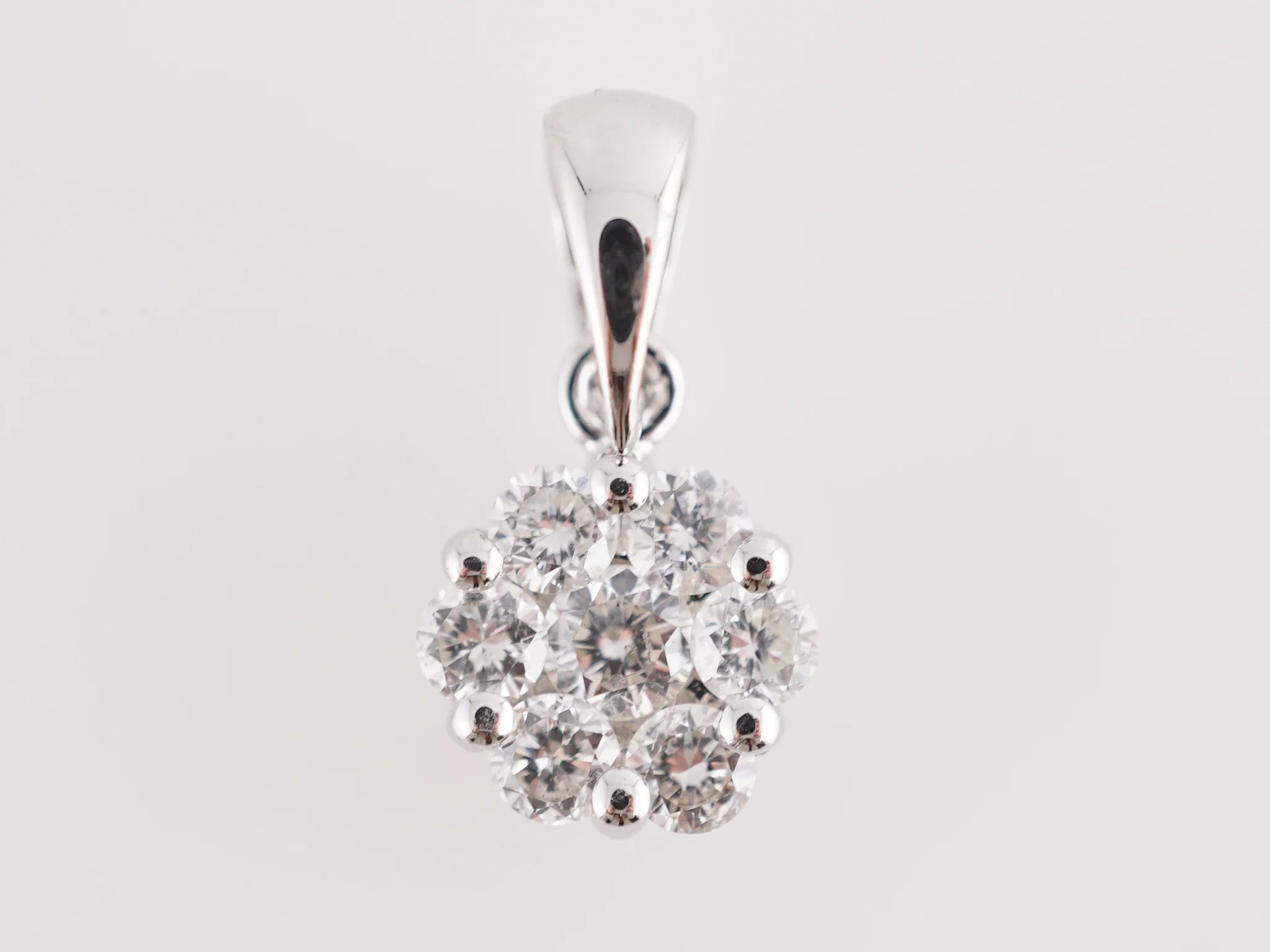 .34 Diamond Pendant Necklace in White Gold - Image 2