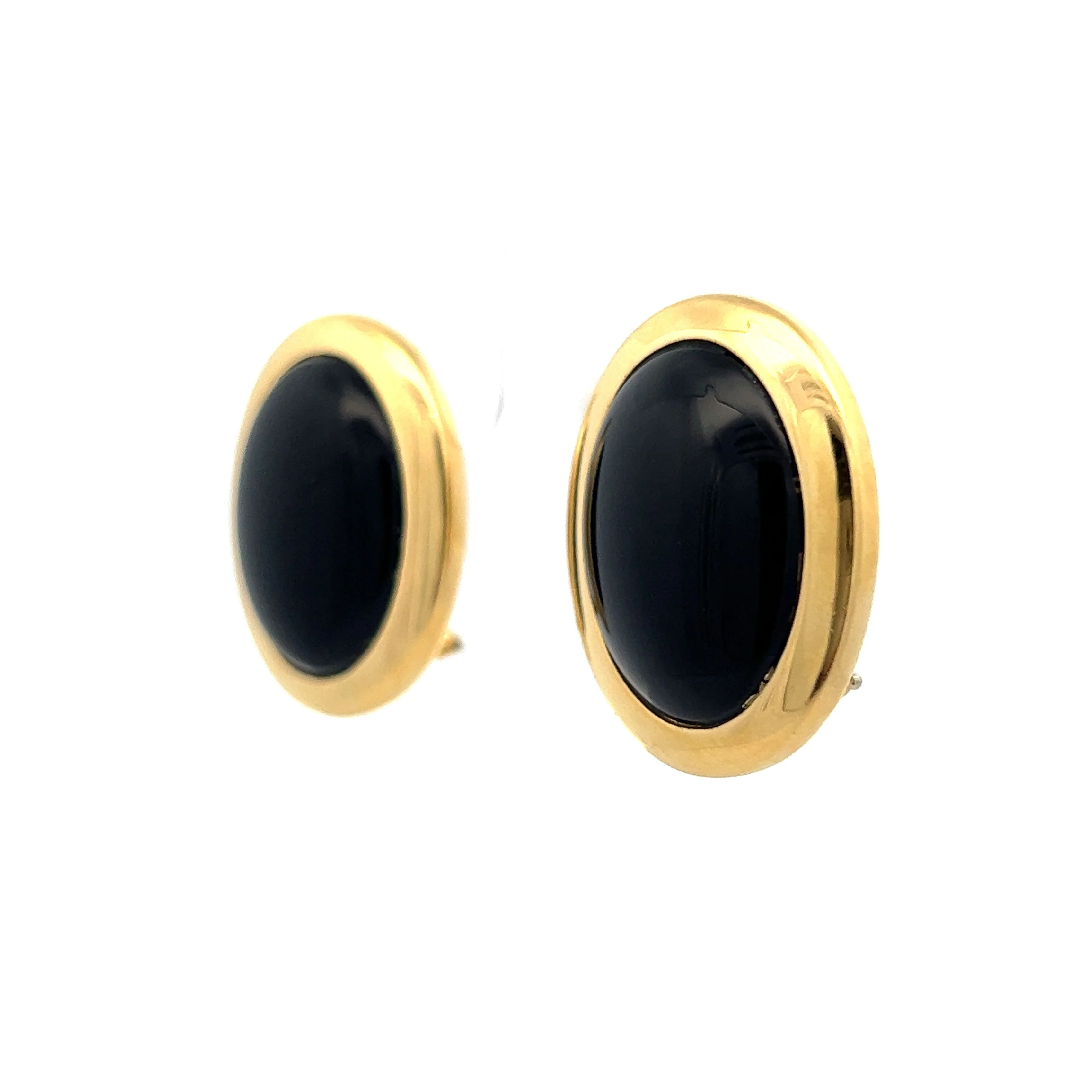 37.44 Cabochon Black Onyx Stud Earrings in 18k Yellow Gold - Image 2