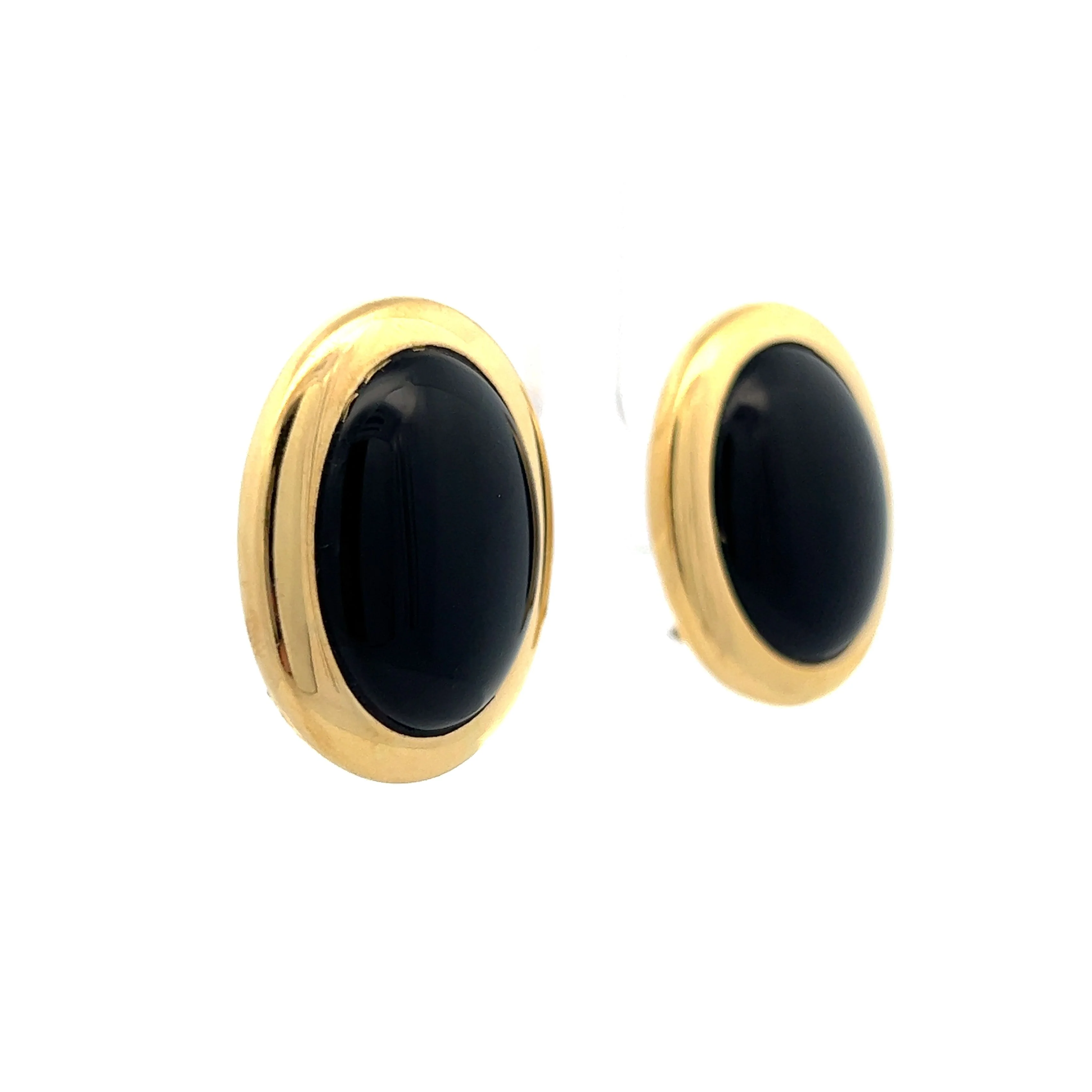 37.44 Cabochon Black Onyx Stud Earrings in 18k Yellow Gold - Image 3