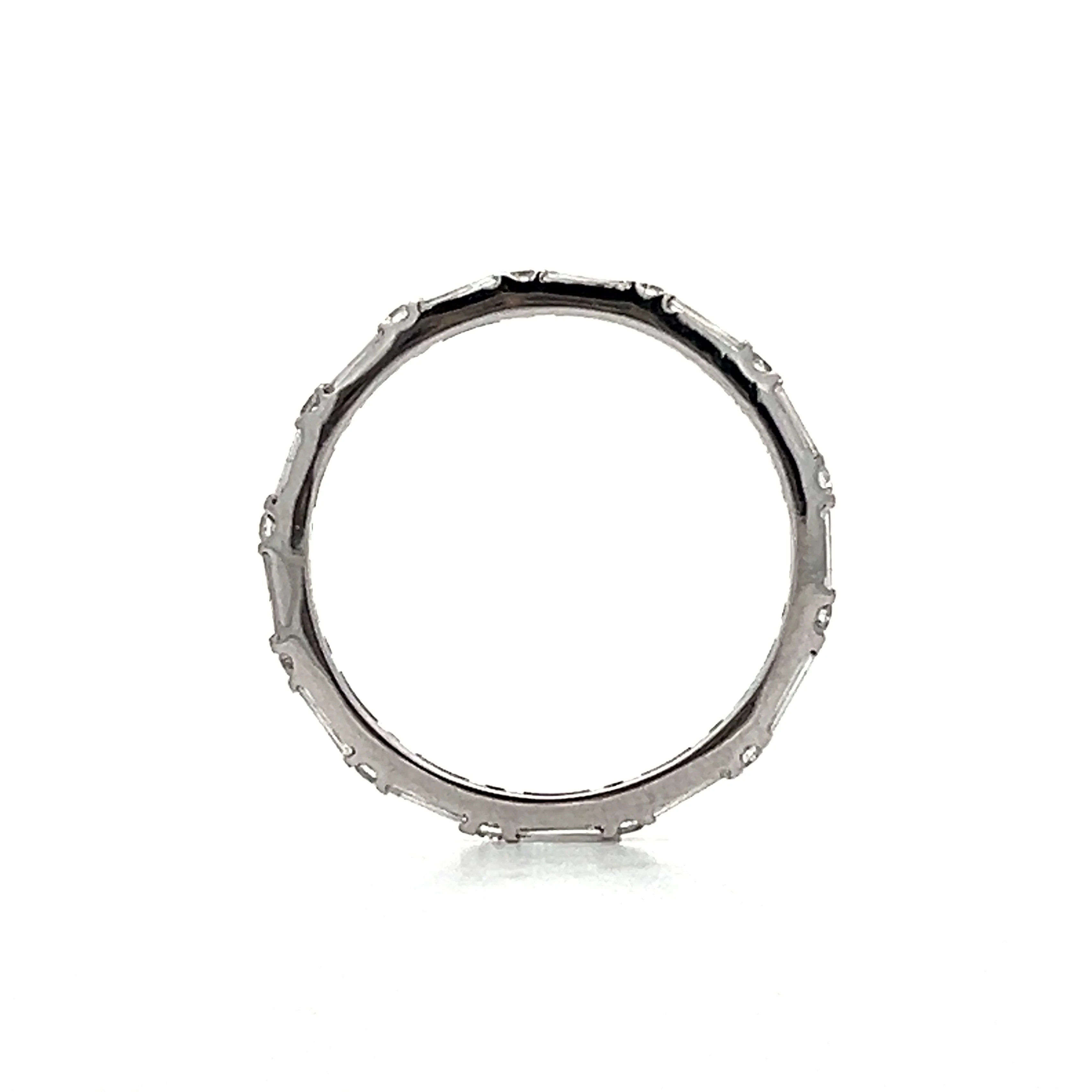 .37 Baguette & Round Diamond Eternity Band in 18k - Image 4