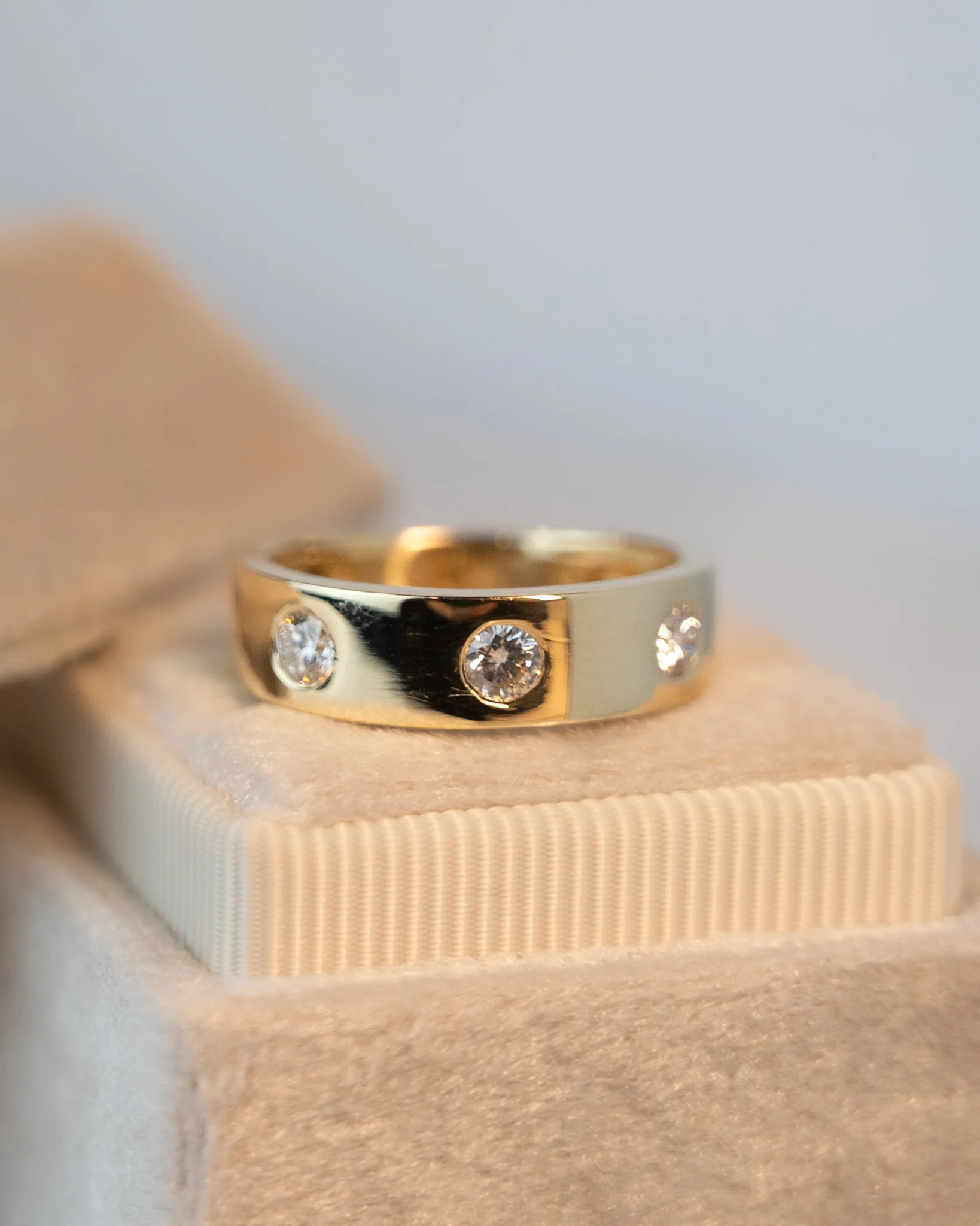 .37 Bezel 3 Stone Diamond Band in 14k Yellow Gold - Image 7