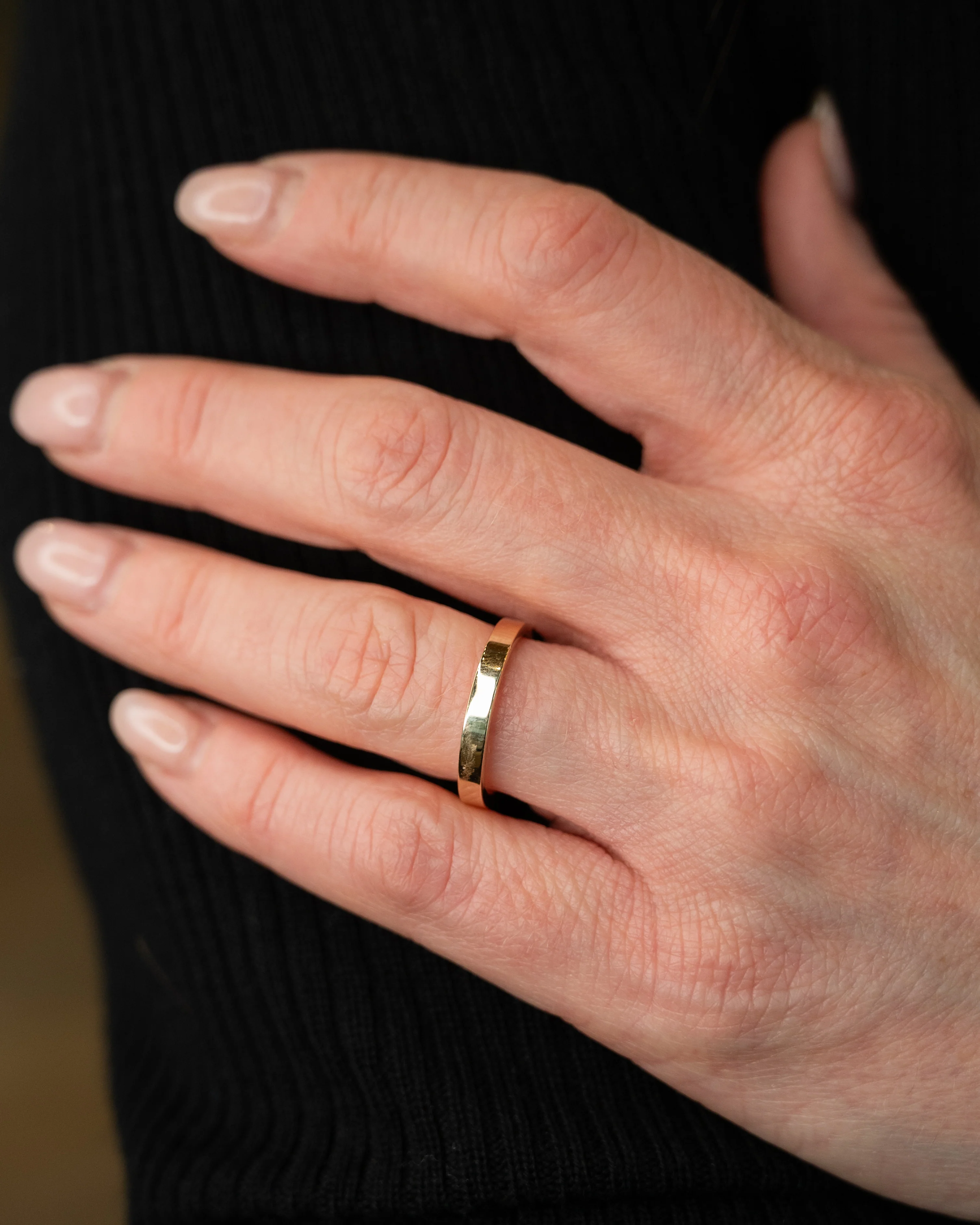 3mm Flat Edge Wedding Band in 14k Yellow Gold - Image 7