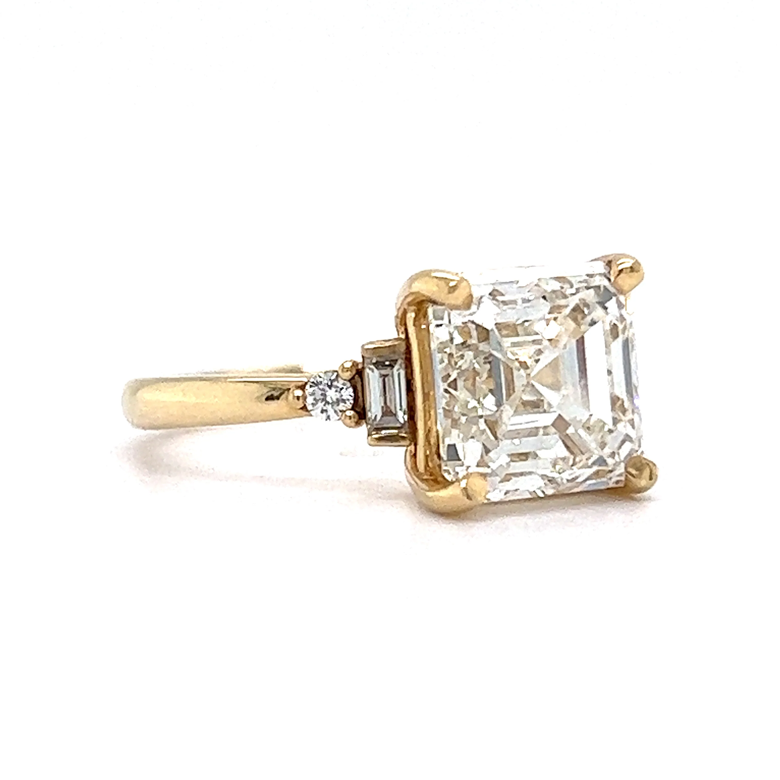 4.01 GIA Asscher Cut Diamond Engagement Ring in 14k Yellow Gold - Image 3
