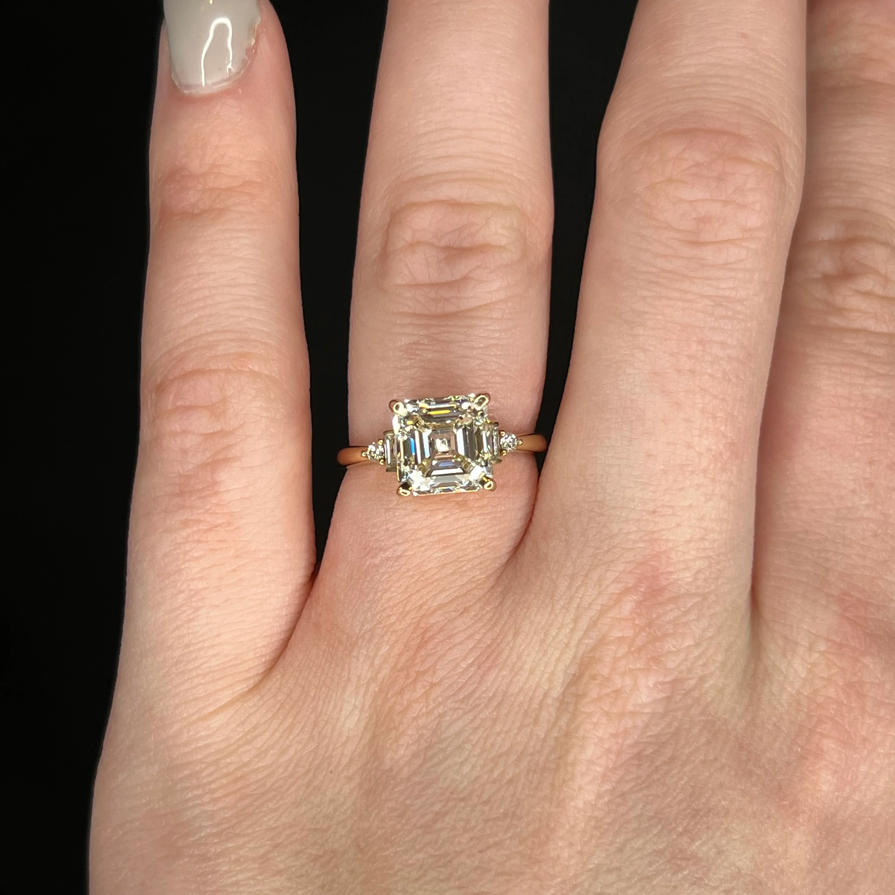 4.01 GIA Asscher Cut Diamond Engagement Ring in 14k Yellow Gold - Image 6