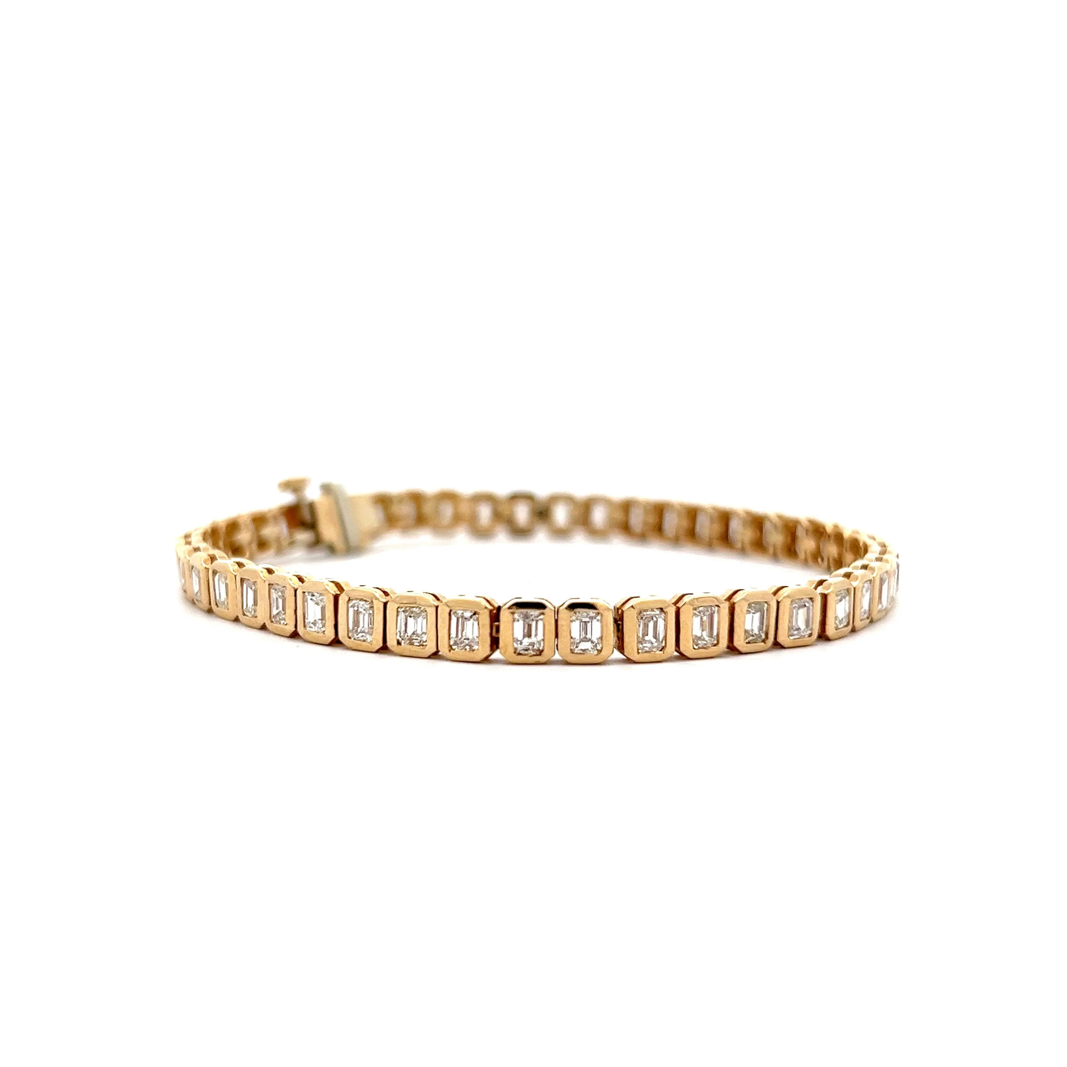 4.05 Emerald Cut Diamond Tennis Bracelet 18k Yellow Gold - Image 3
