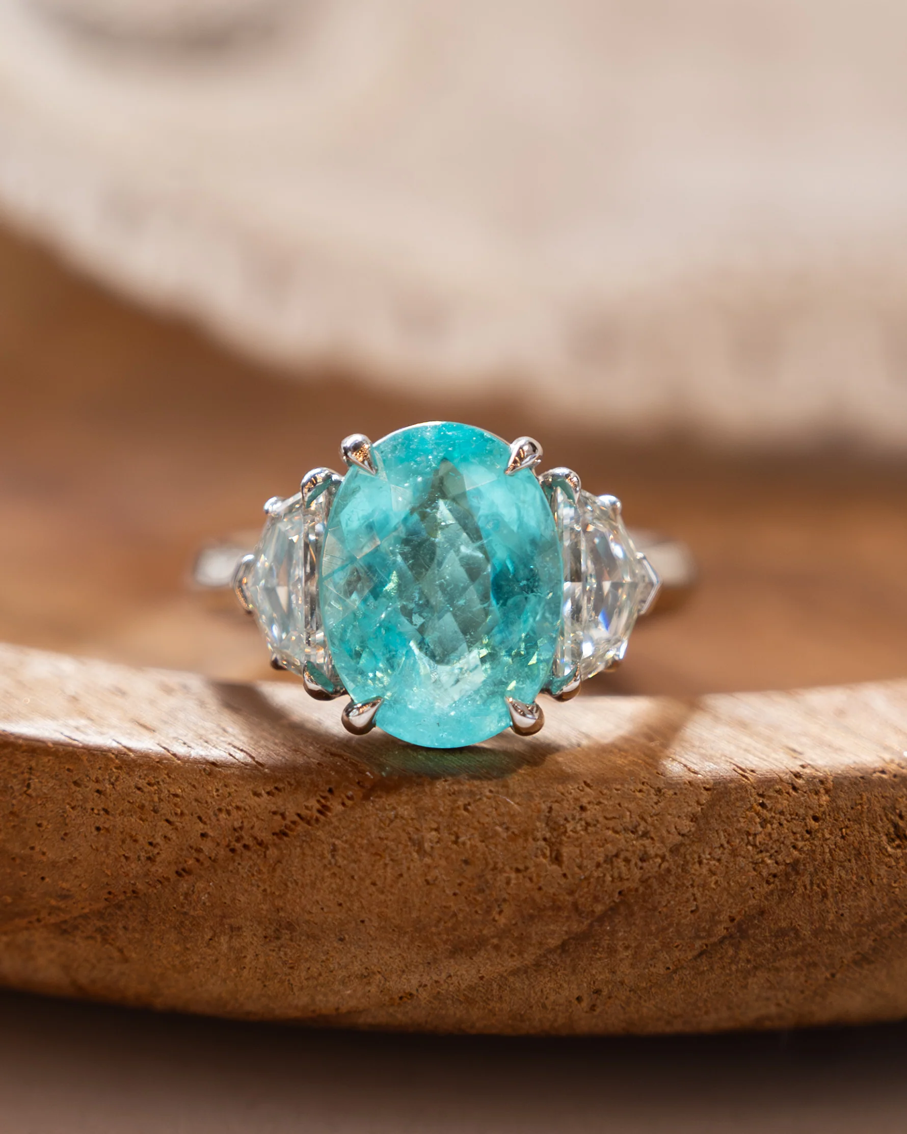4.24 Paraiba Tourmaline & Diamond Ring Platinum - Image 6
