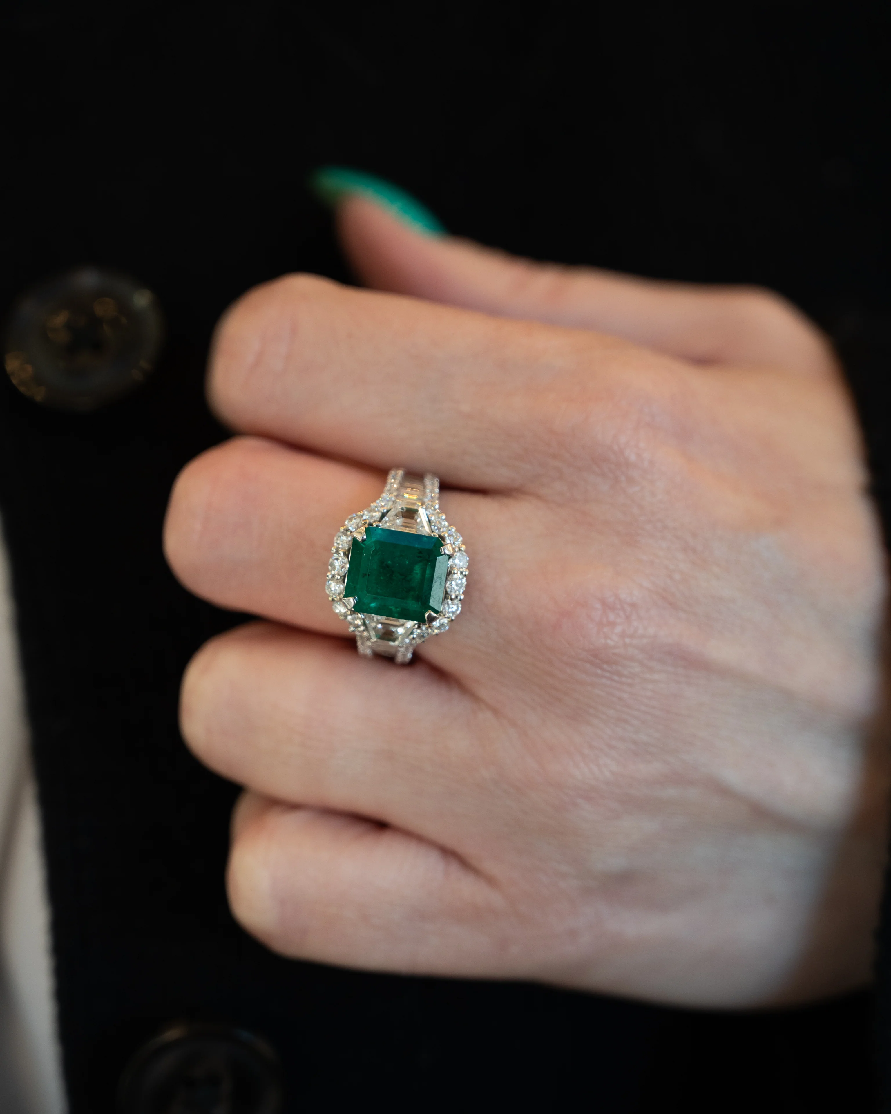 4.34 Emerald Cut Emerald & Diamond Ring in 18k - Image 8