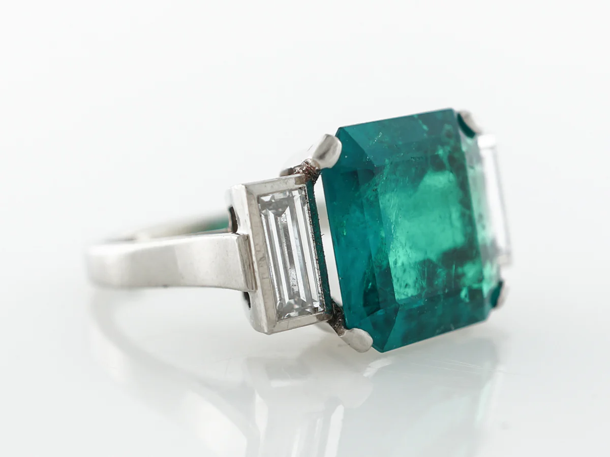 4.5 Carat Emerald Ring w/ Diamonds in Platinum - Image 3