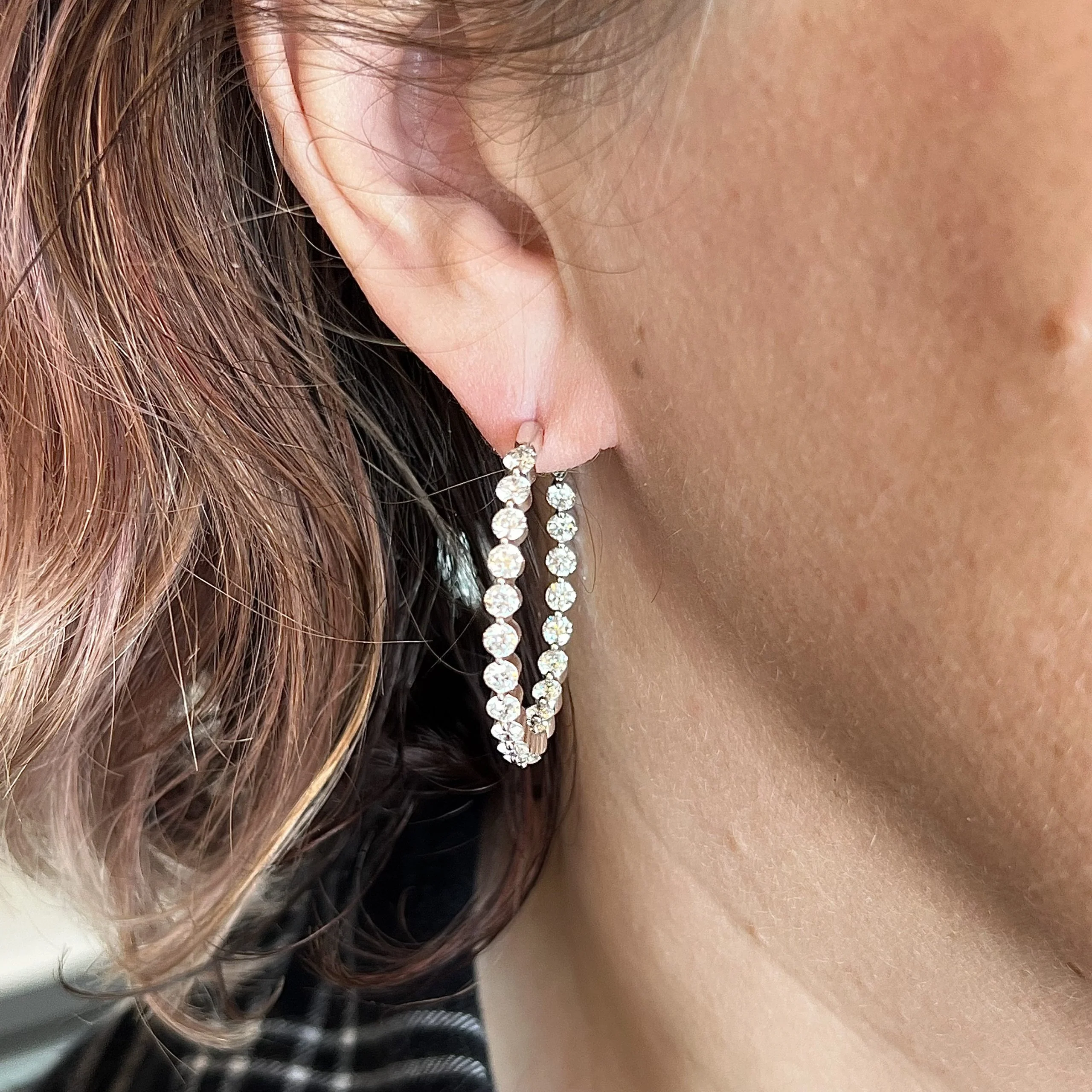 4.95 Diamond Hoop Earrings in 18k White Gold - Image 4