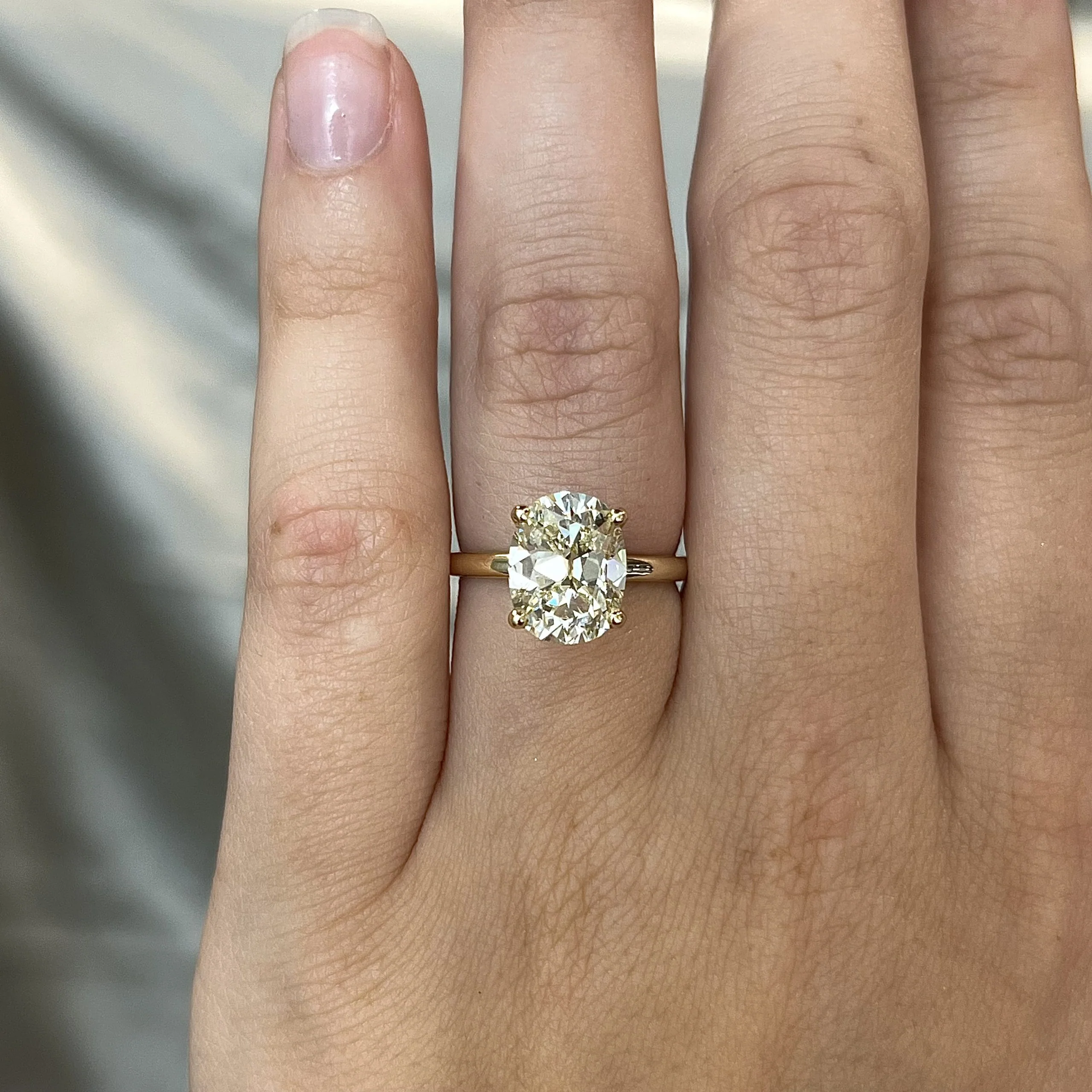 4 Carat Oval Cut Diamond Engagement Ring in 14k Yellow Gold - Image 6