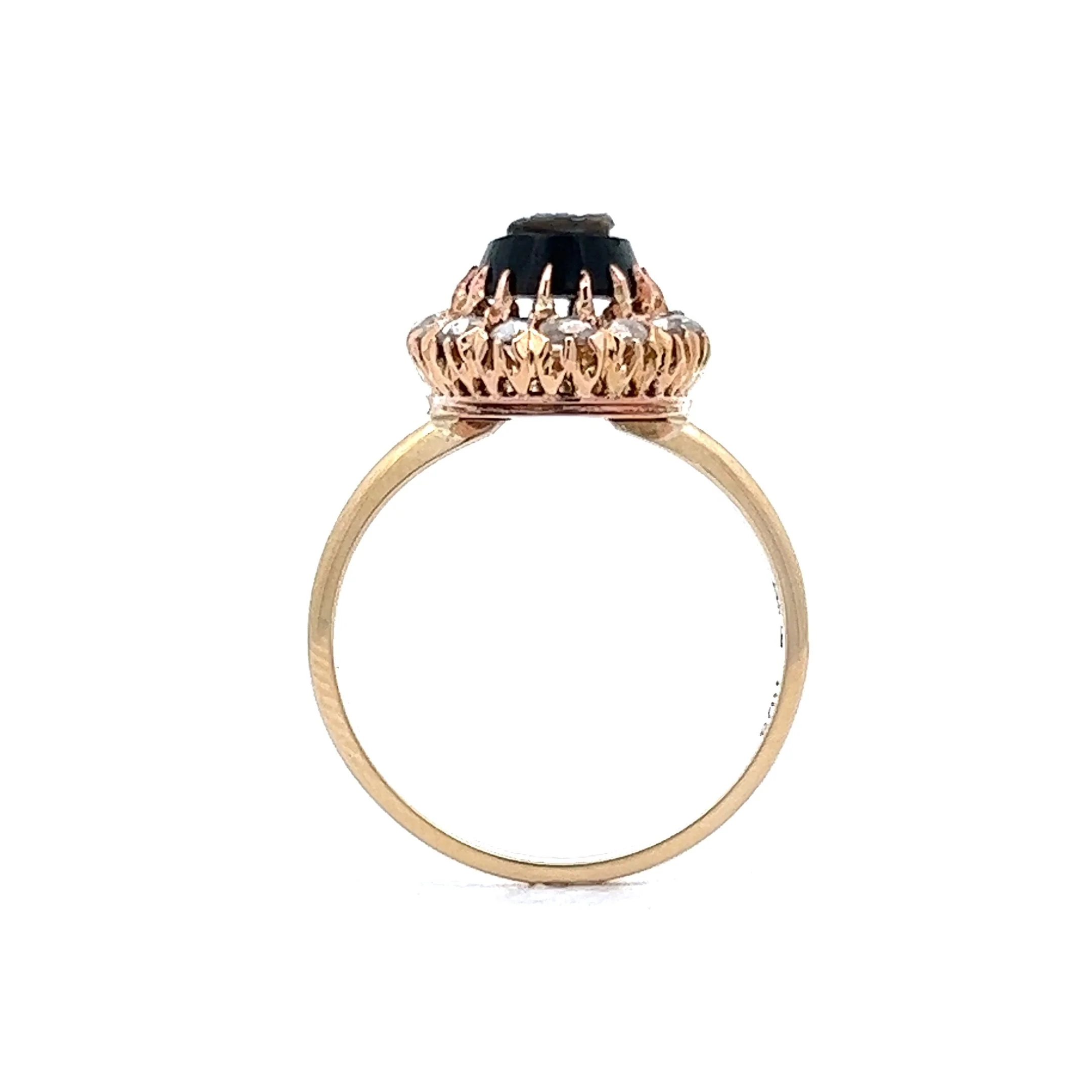 Victorian Onyx Cameo Right Hand Ring in 14k Yellow Gold - Image 4