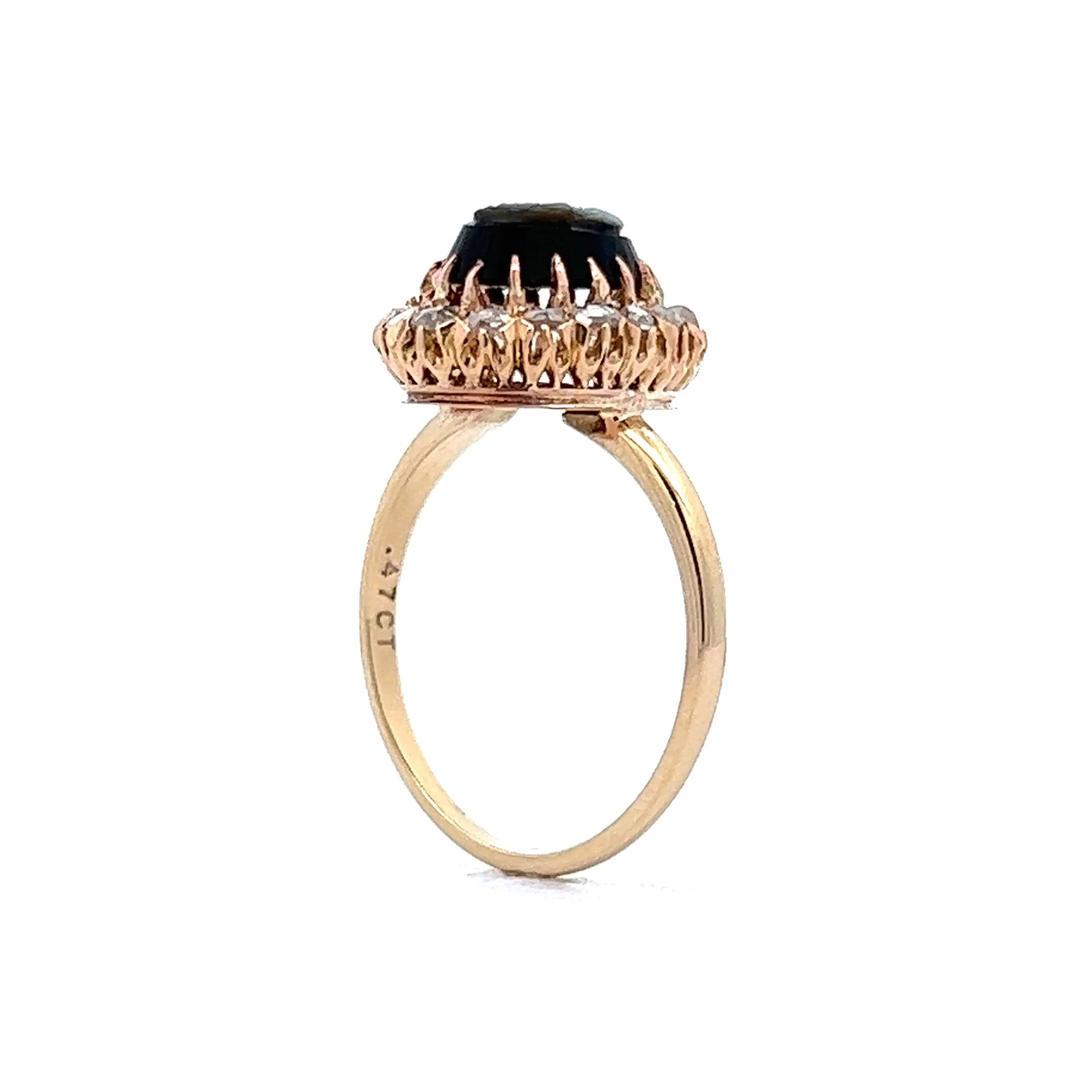 Victorian Onyx Cameo Right Hand Ring in 14k Yellow Gold - Image 5