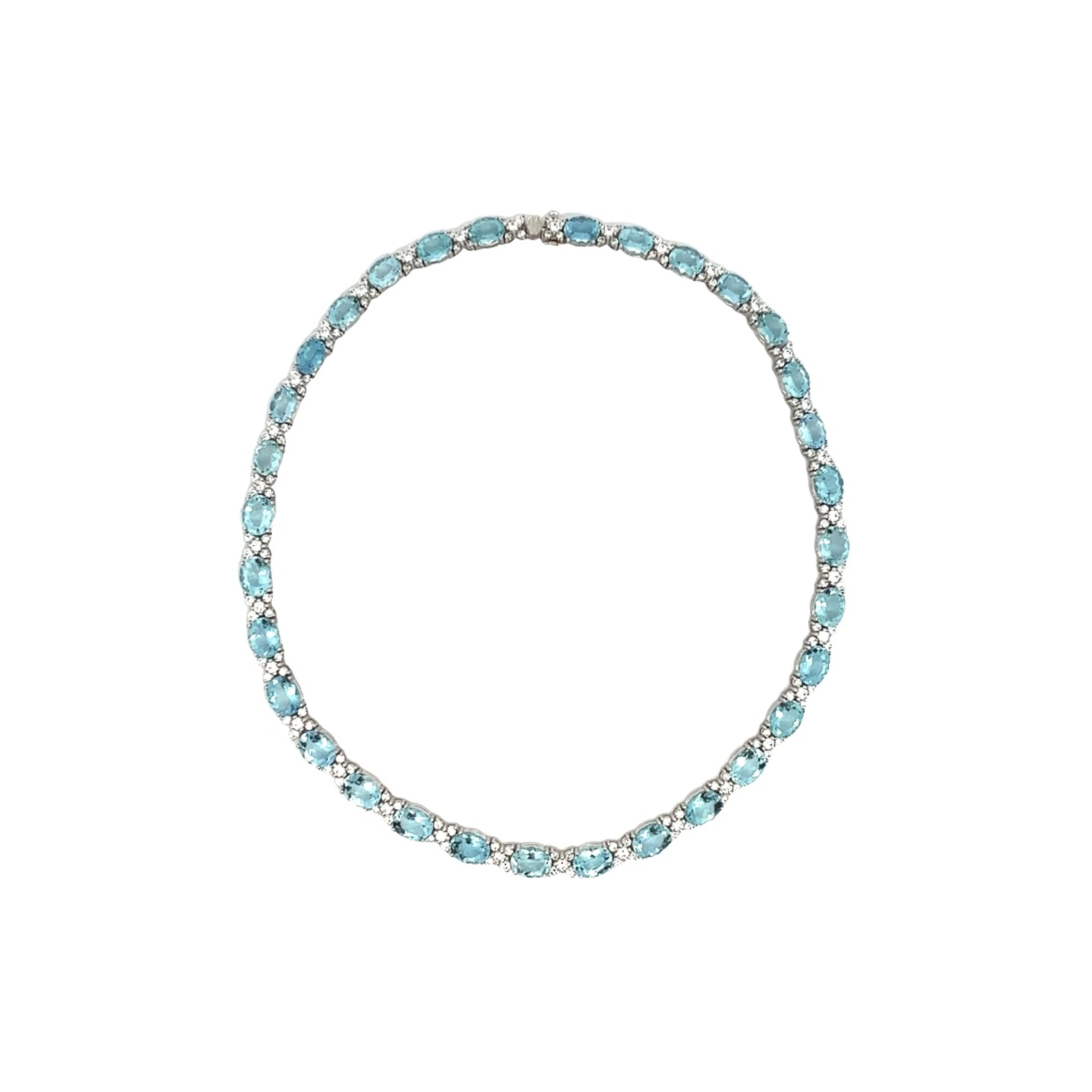 43.34 Aquamarine & Diamond Necklace in 18k White Gold - Image 4