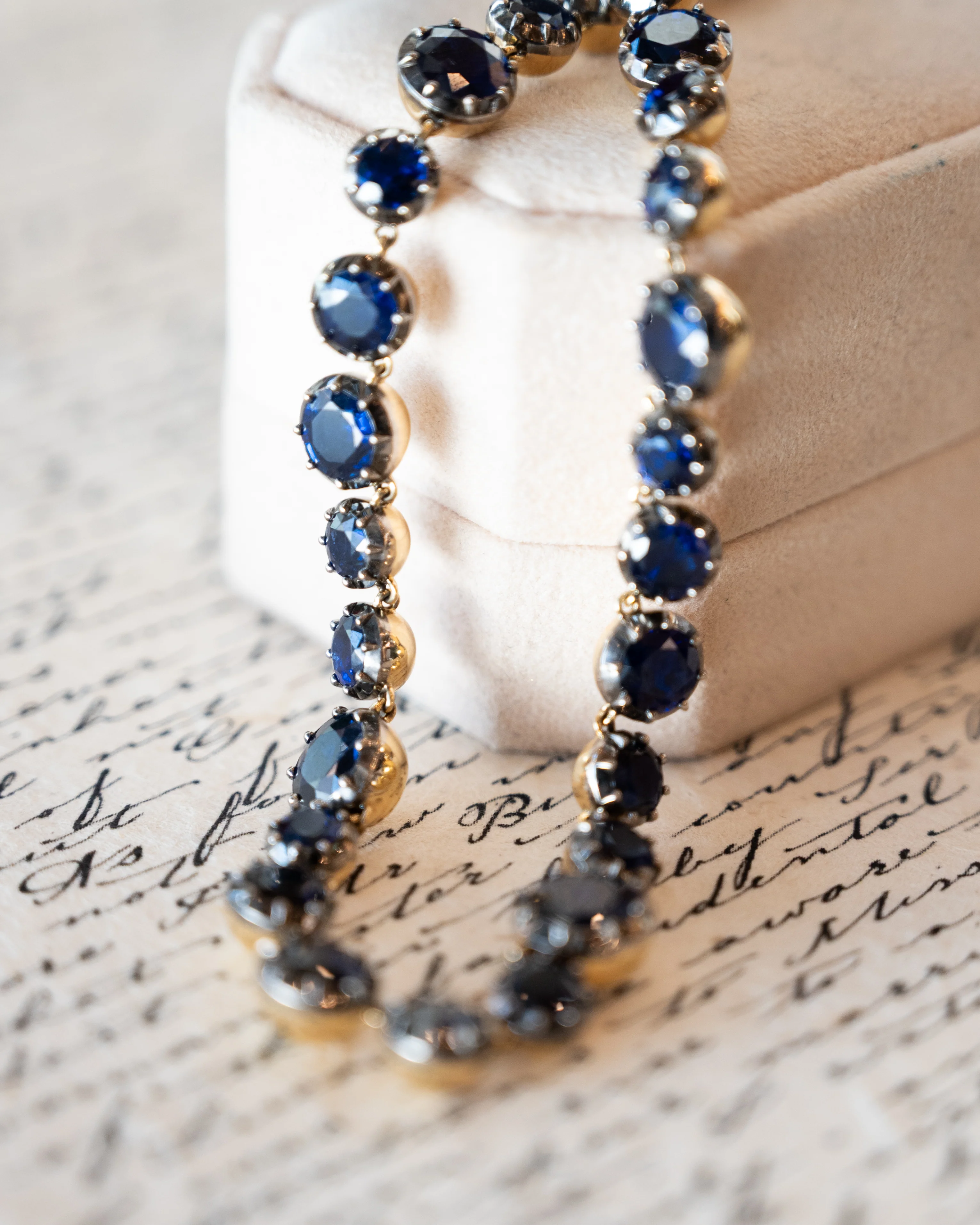 44.71 Round Cut Sapphire Necklace in 18k Yellow Gold - Image 8