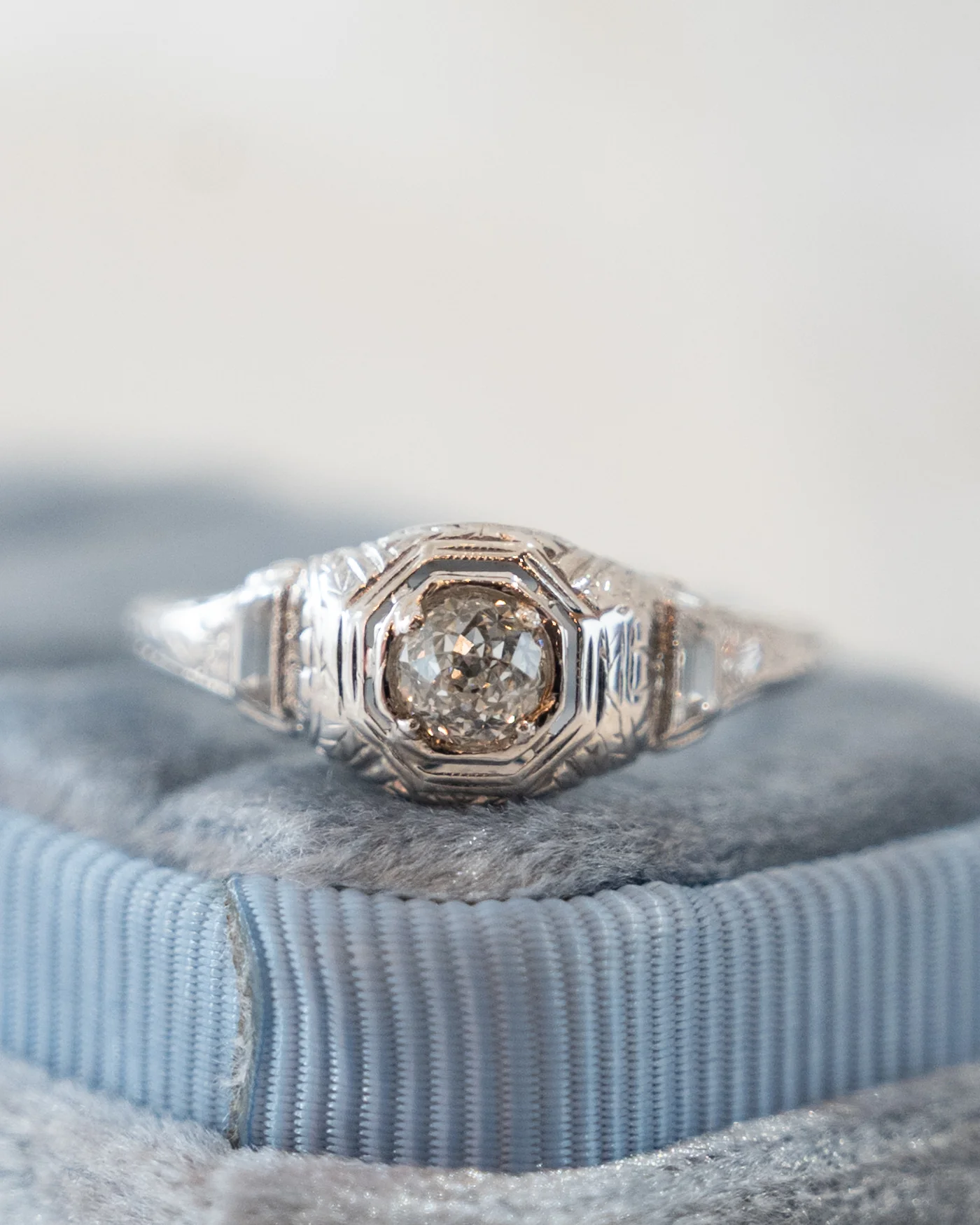 .49 Vintage Novelty Cut Diamond Engagement Ring 18k - Image 6