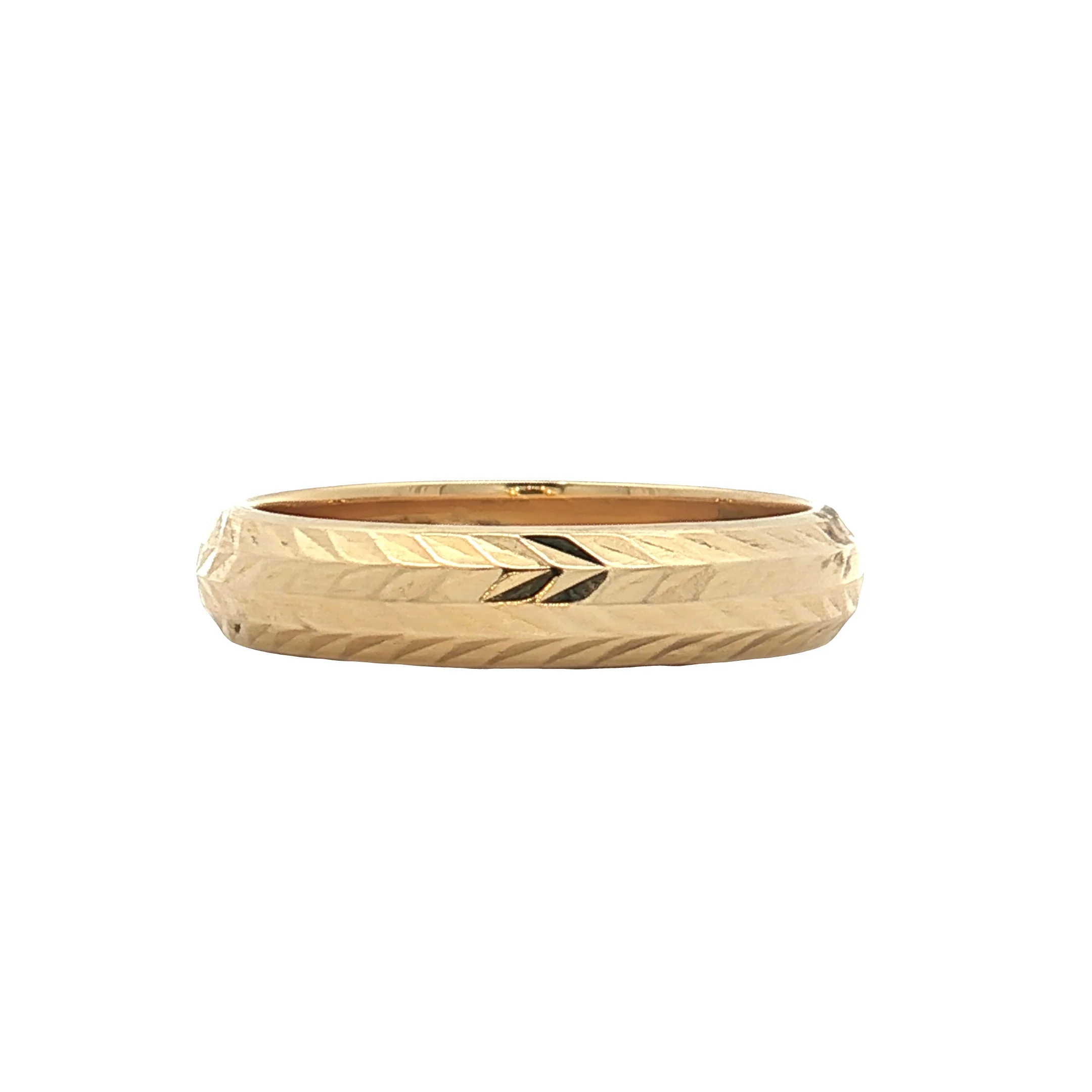 4mm Chevron Engraved Wedding Band 18k Yellow Gold - Image 2