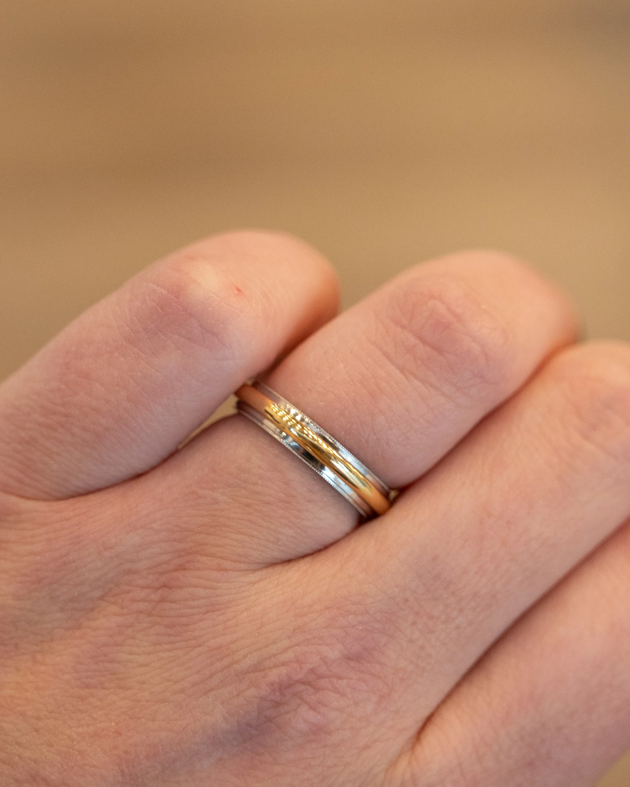 4mm Two-Tone Wedding Band in 18k/Platinum - Image 7