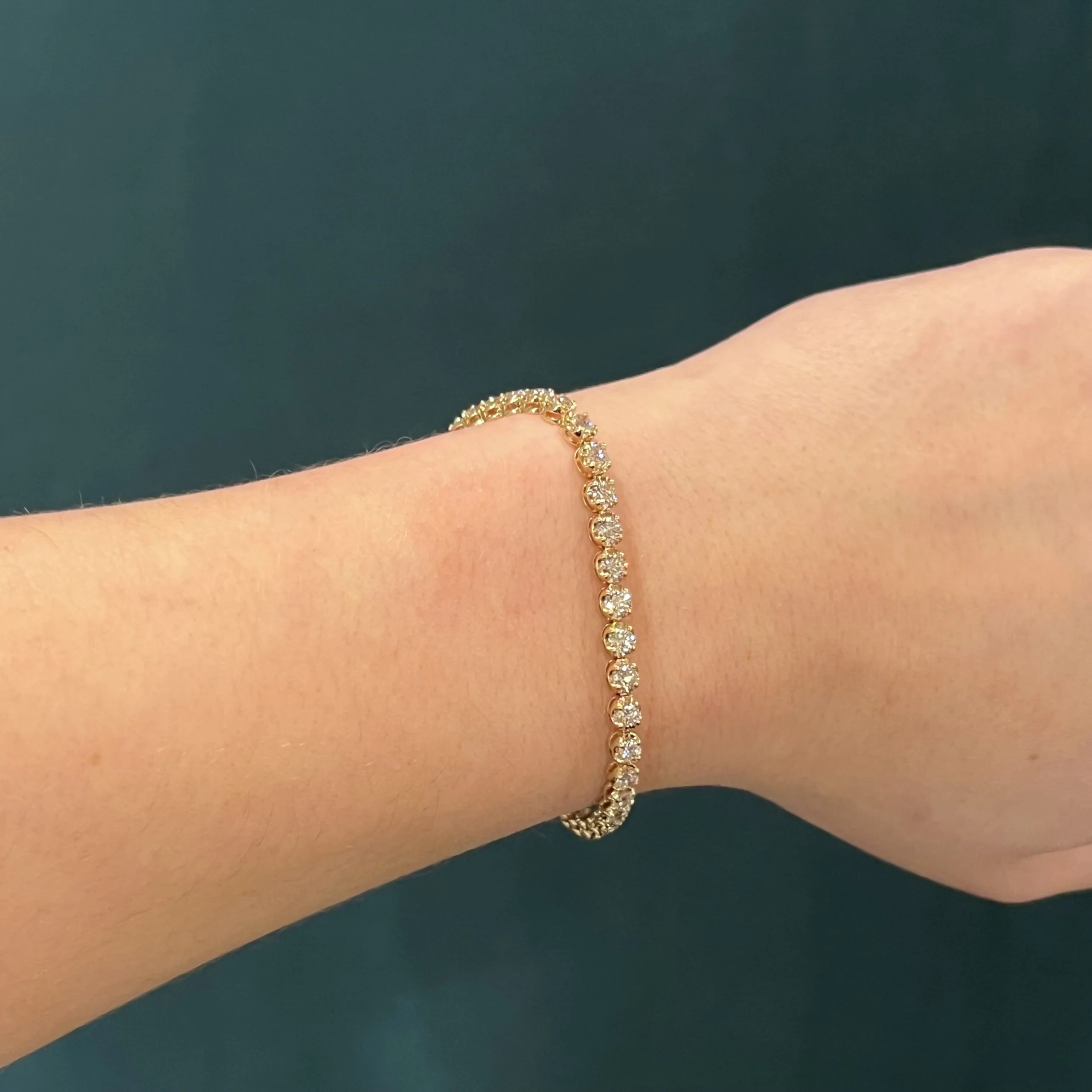 5.00 Round Brilliant Diamond Tennis Bracelet in 14k Yellow Gold - Image 5