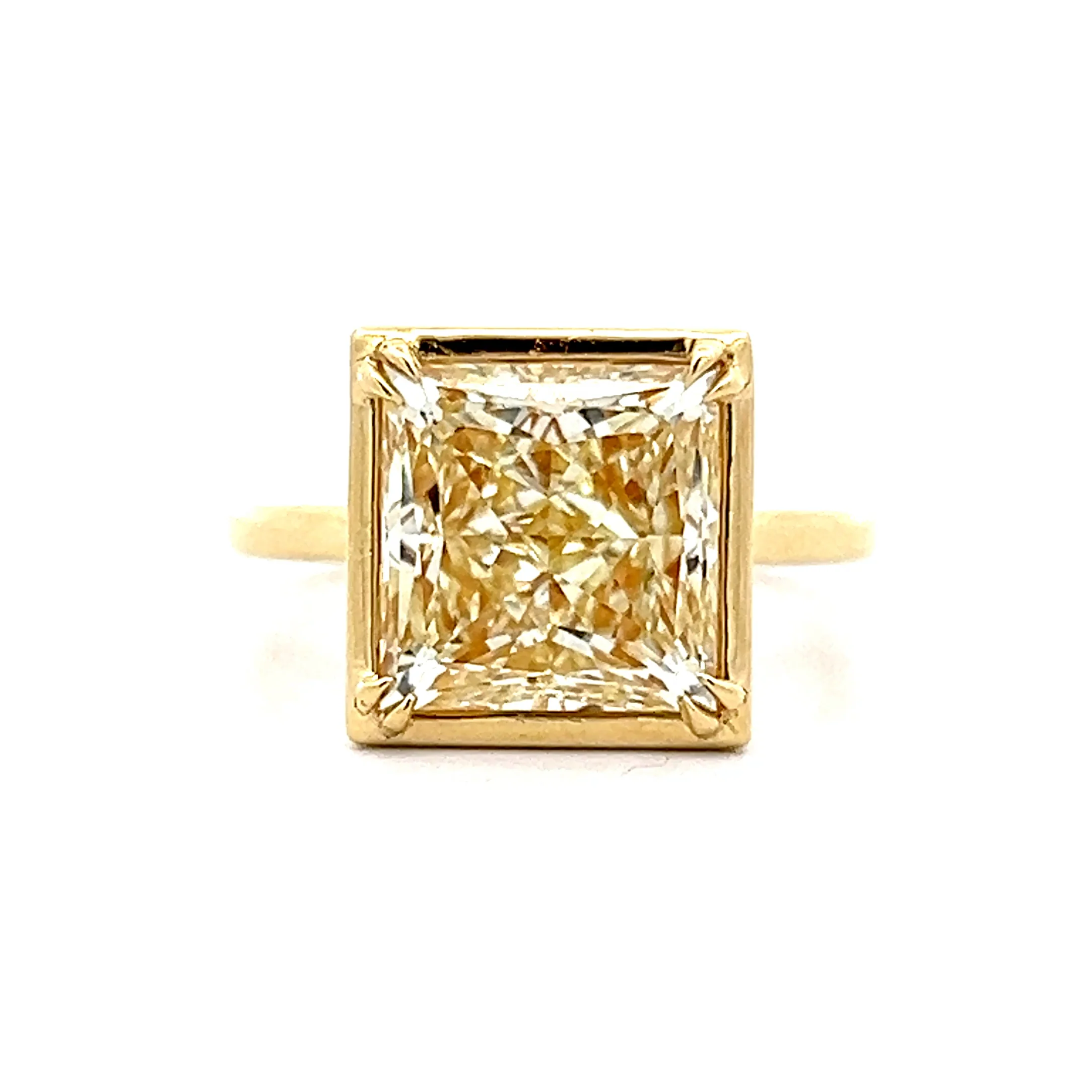 5.05 Princess Cut Diamond Engagement Ring in 18k