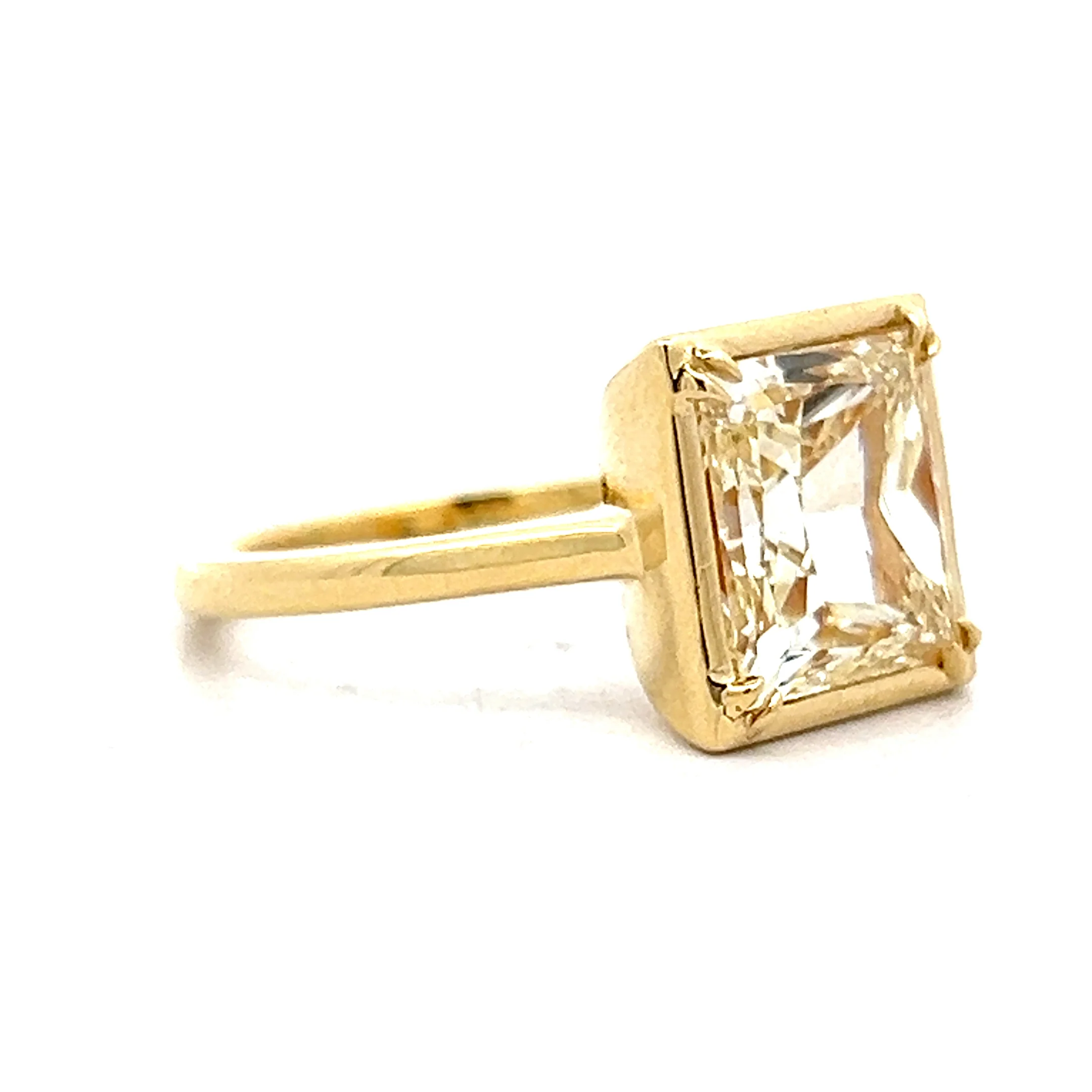5.05 Princess Cut Diamond Engagement Ring in 18k - Image 3