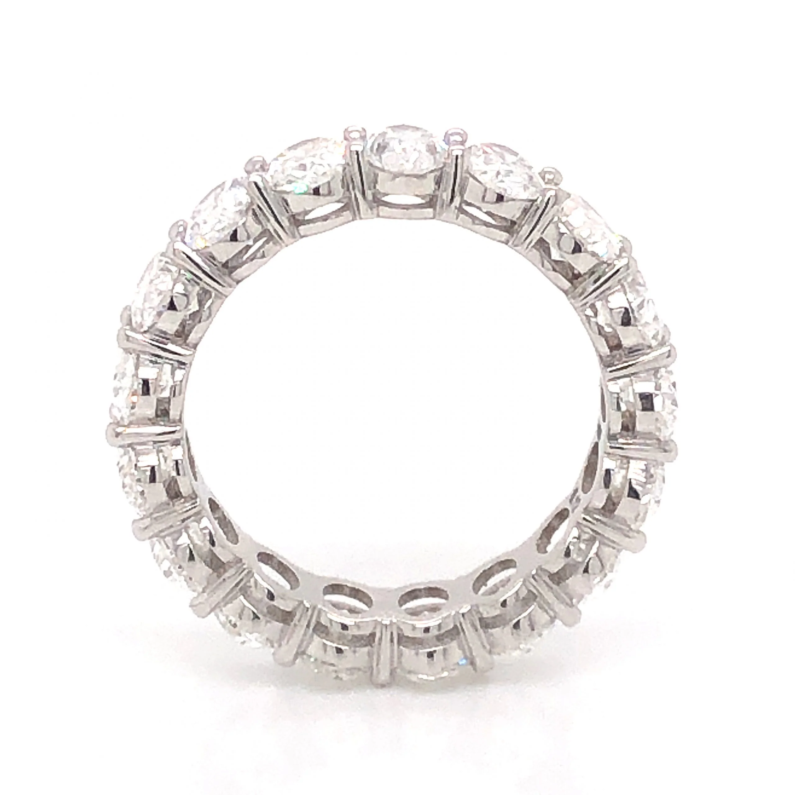 5.12 Oval Cut Diamond Band in 18k White Gold - Image 4