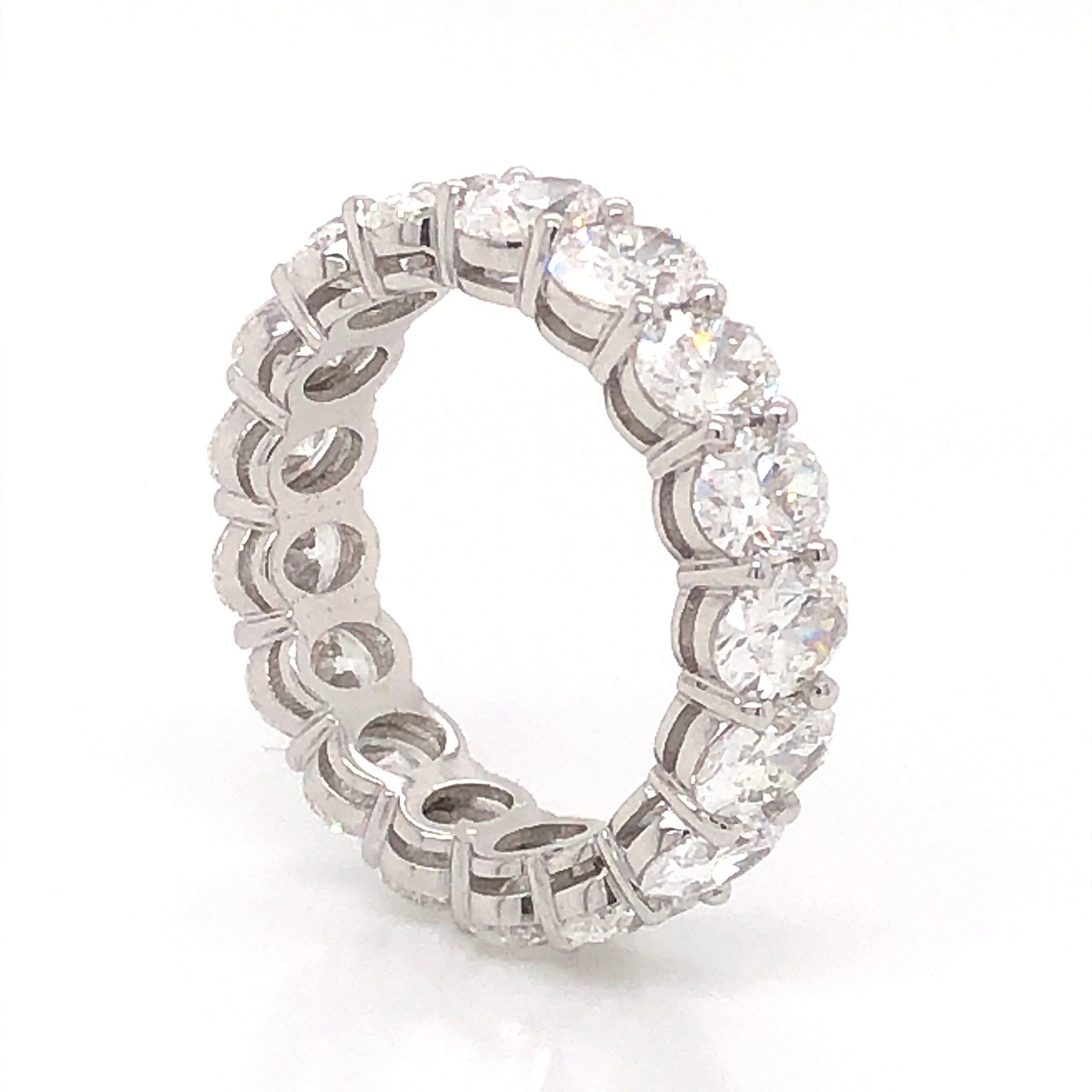 5.12 Oval Cut Diamond Band in 18k White Gold - Image 5