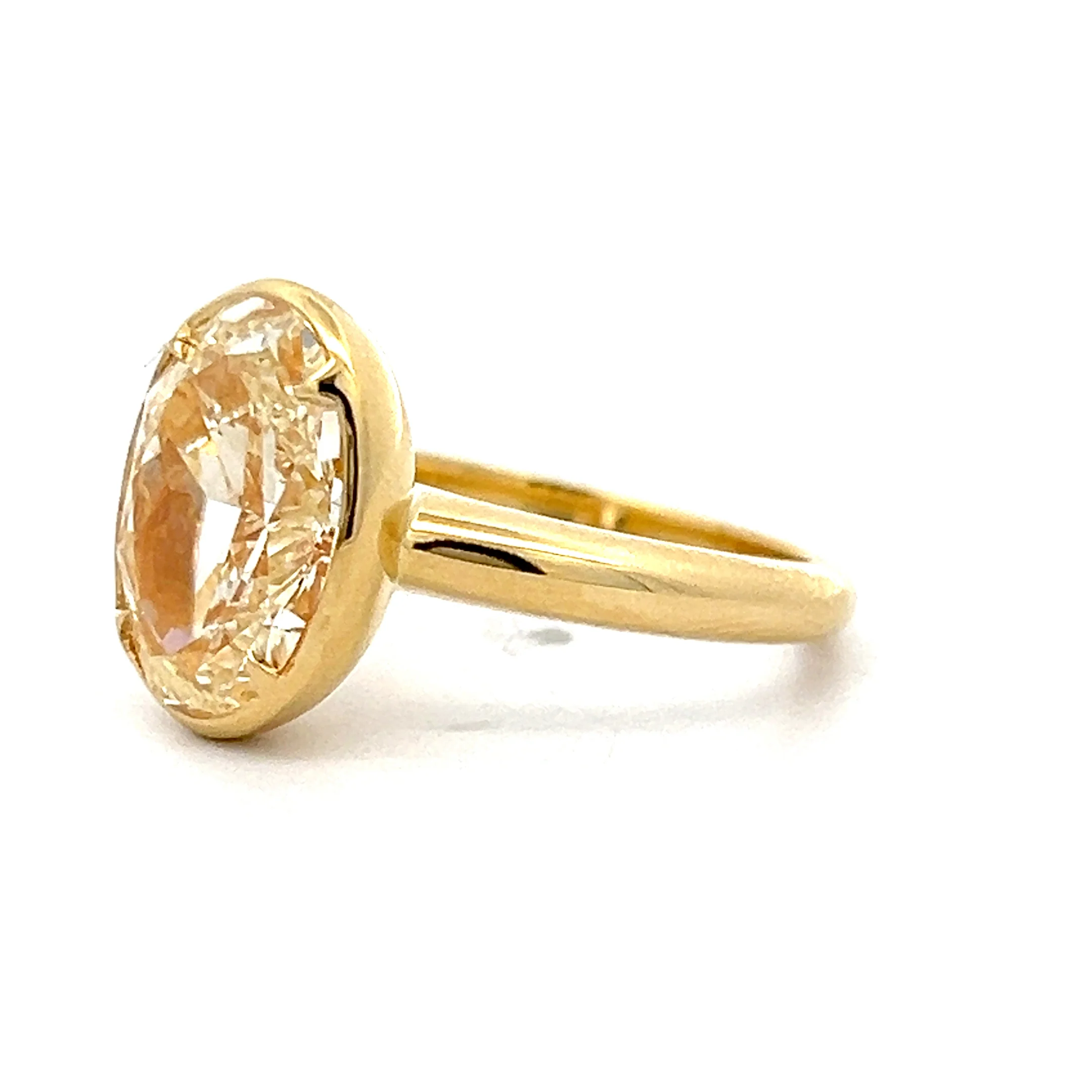 5.14 Oval Diamond Solitaire Engagement Ring in 18k - Image 2