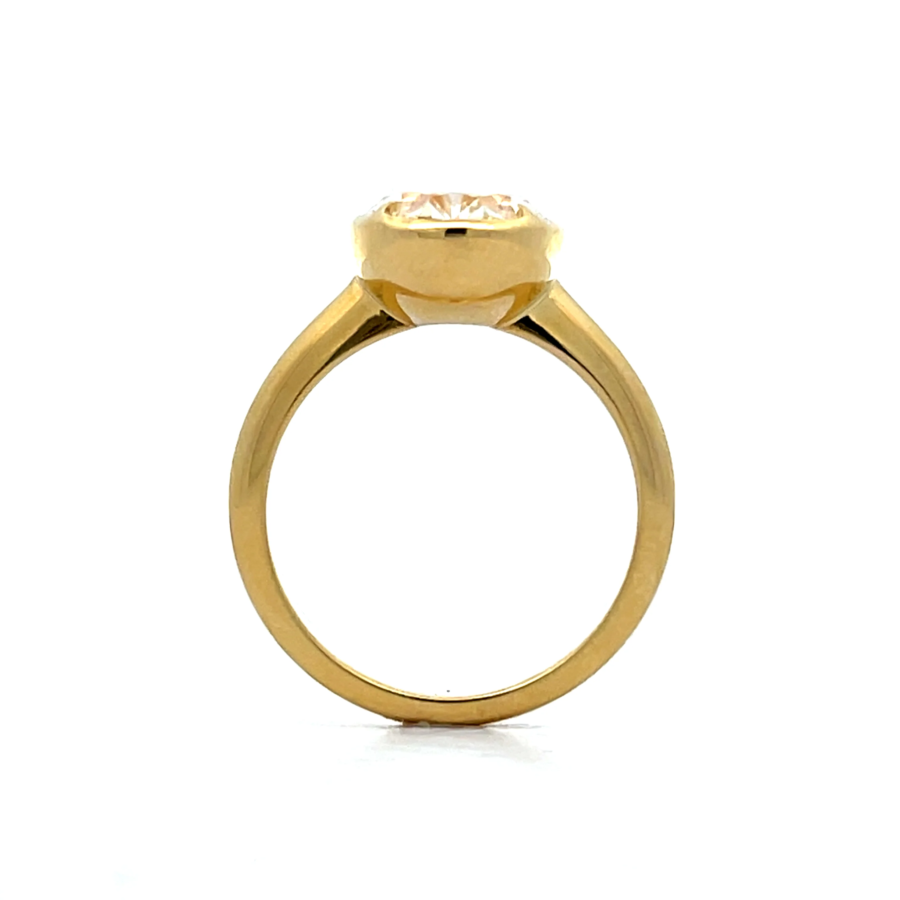 5.14 Oval Diamond Solitaire Engagement Ring in 18k - Image 4