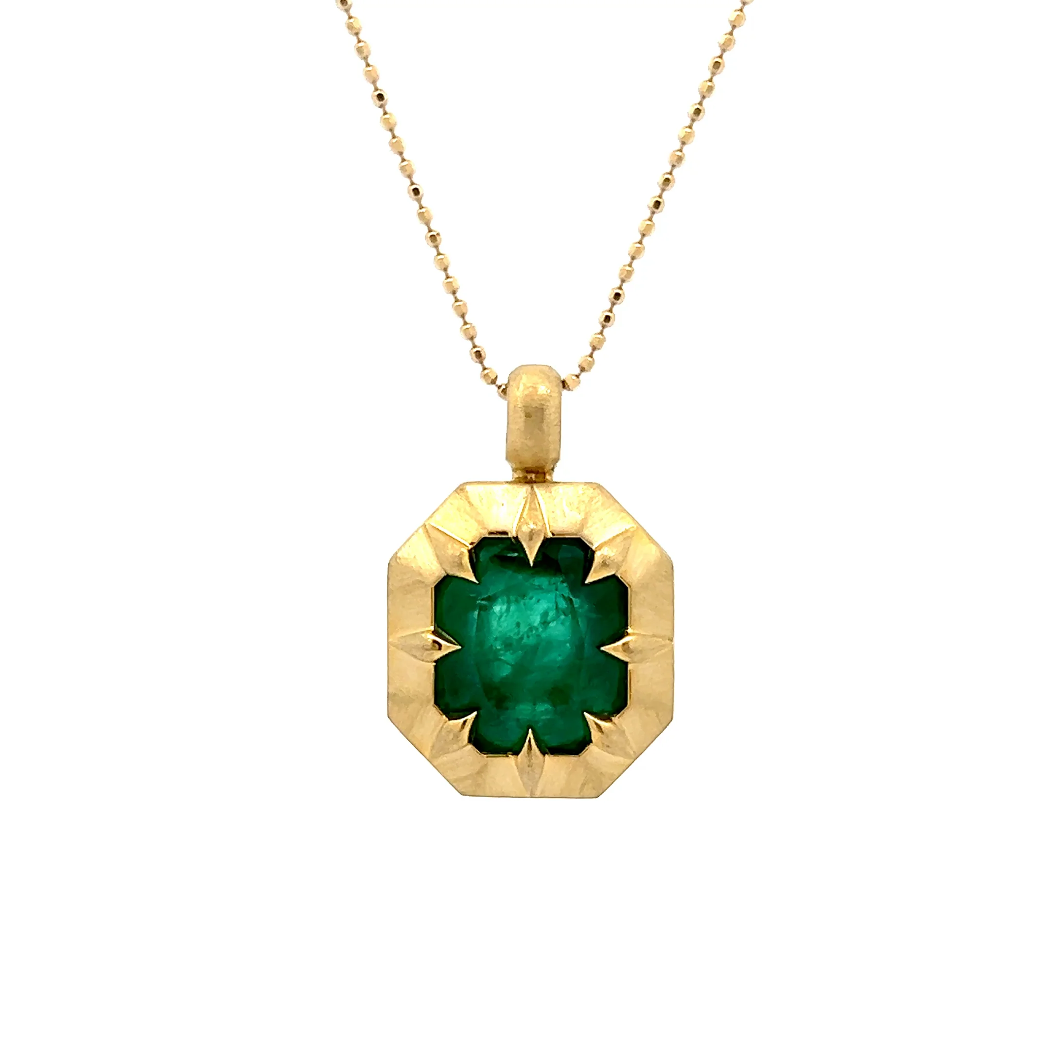 5.90 Emerald Pendant Necklace in 18k Yellow Gold