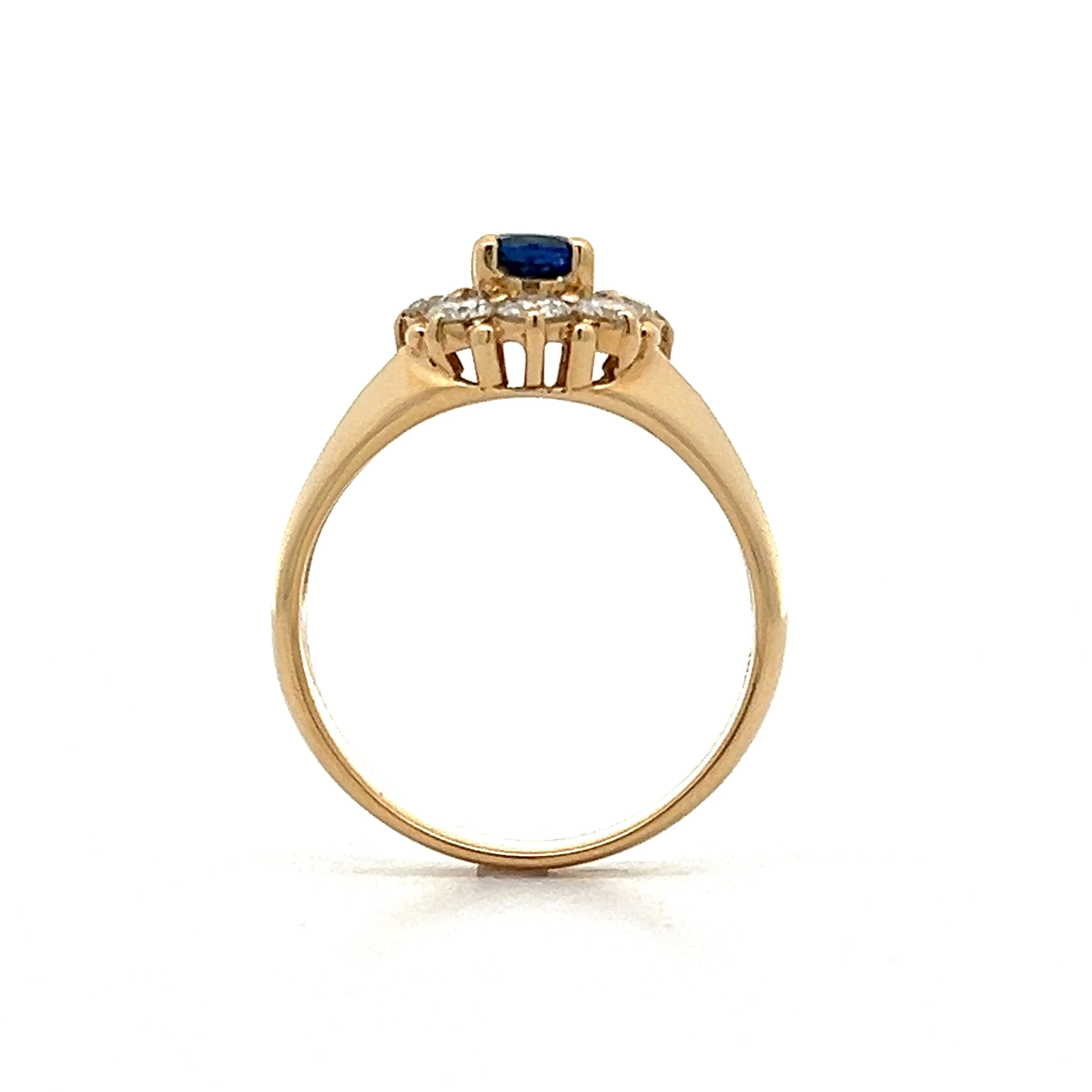 .50 Oval Sapphire & Diamond Cluster Ring in 18k Yellow Gold - Image 4