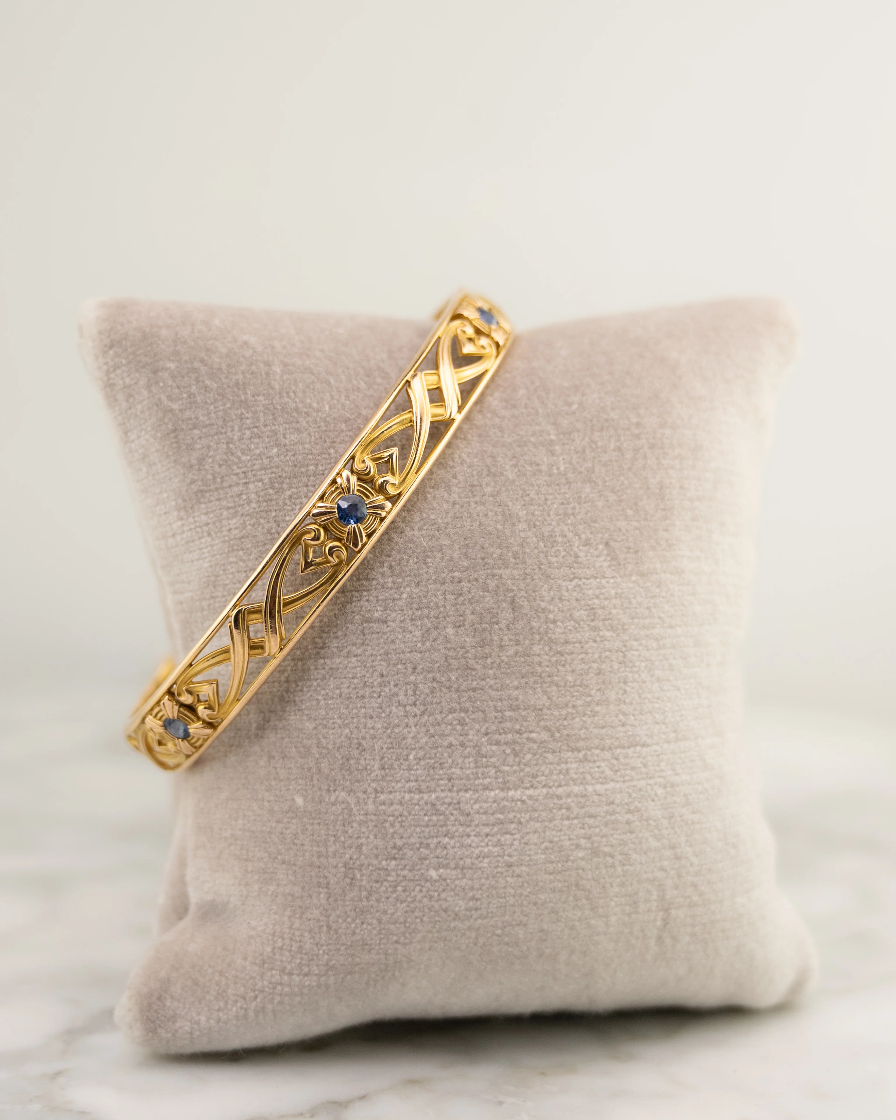 .51 Antique Art Nouveau Sapphire Bangle Bracelet in 14k - Image 4