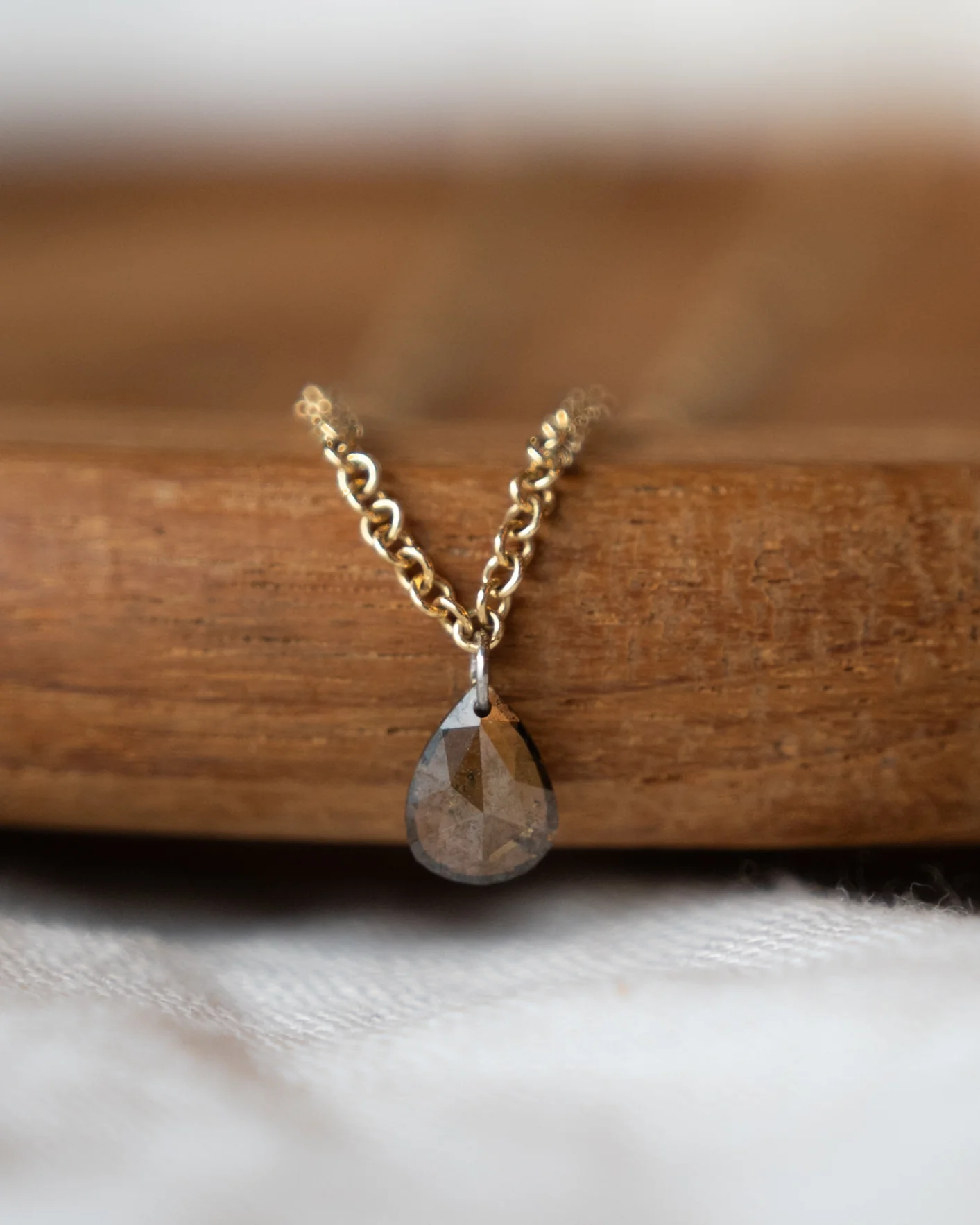 .38 Rose Cut Diamond Pendant Necklace in 18k - Image 5