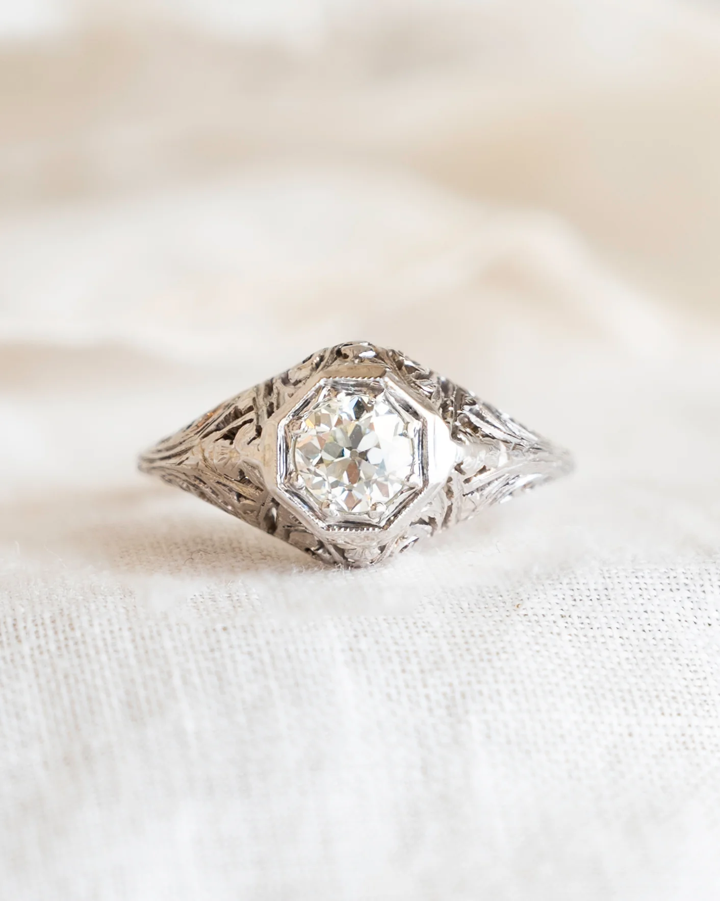 .52 Vintage Belais Deco Solitaire Engagement Ring 18k - Image 6