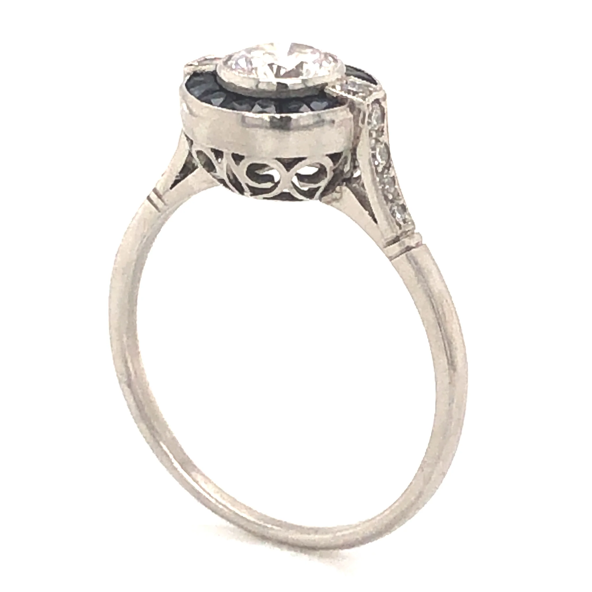 .53 Round Brilliant Cut Diamond & Sapphire Ring in Platinum - Image 5