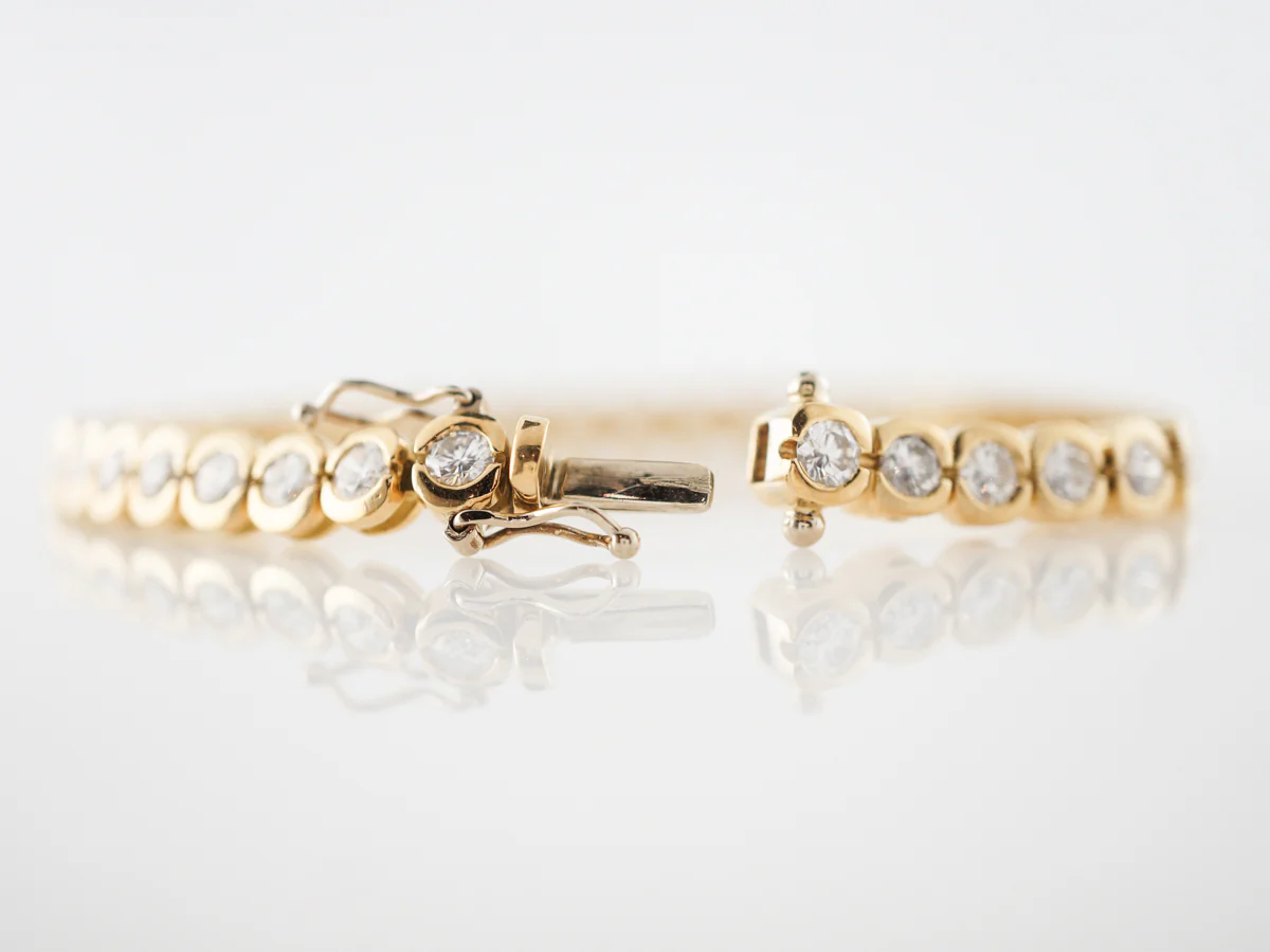 5ct Diamond Tennis Bracelet in Yellow Gold - Image 2