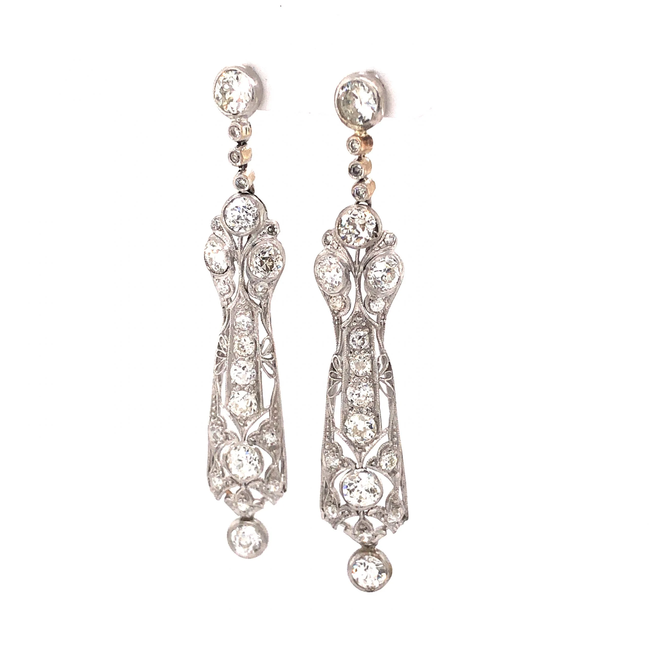 6.22 Art Deco Diamond Drop Earrings in Platinum - Image 2