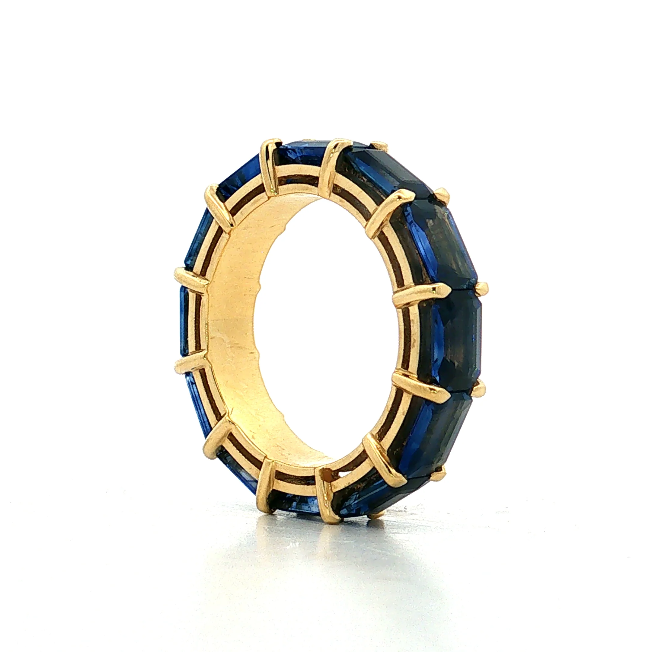 6.45 Emerald Cut Sapphire Eternity Band 18k - Image 5