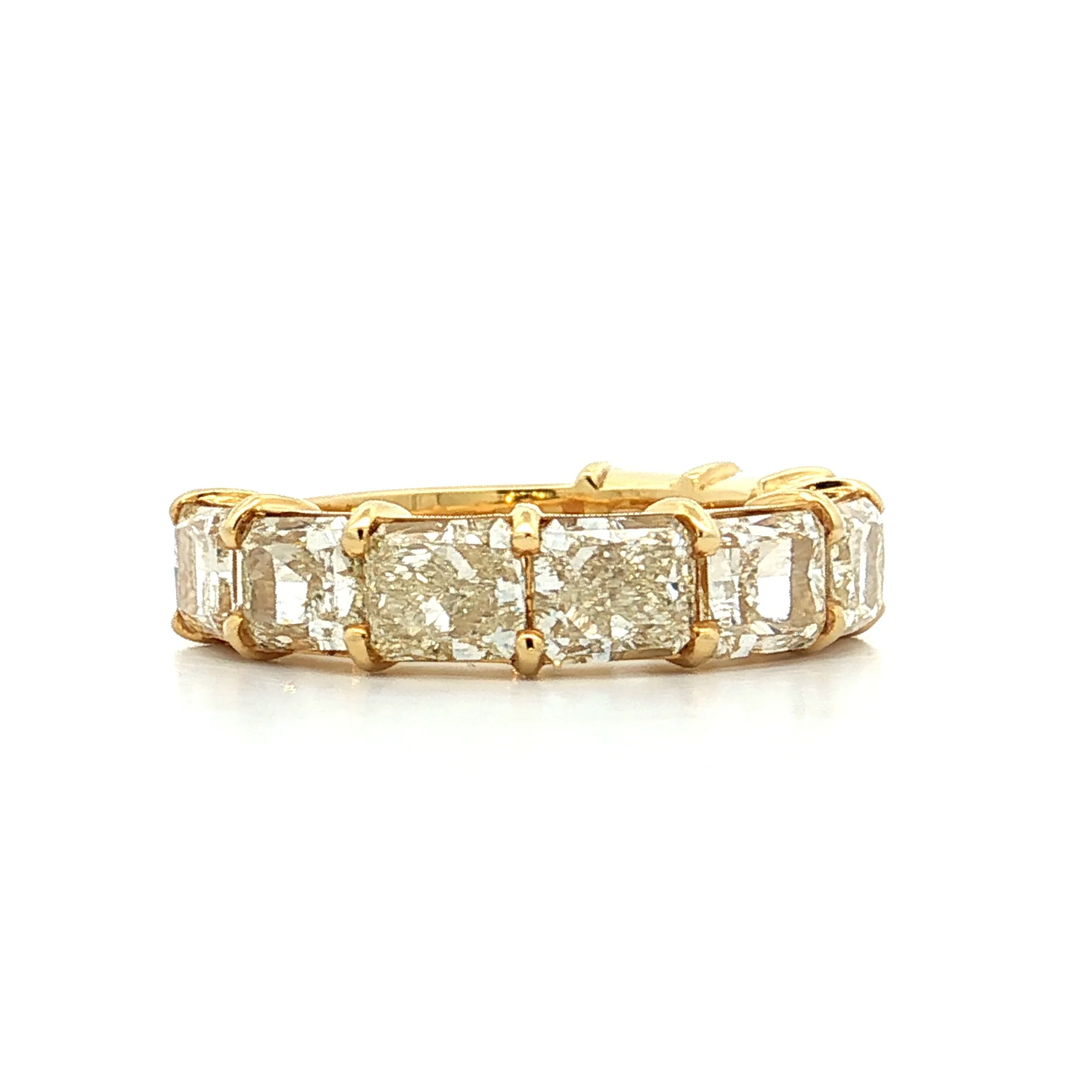 6.72 Radiant Cut Diamond Stacking Band 18k - Image 3