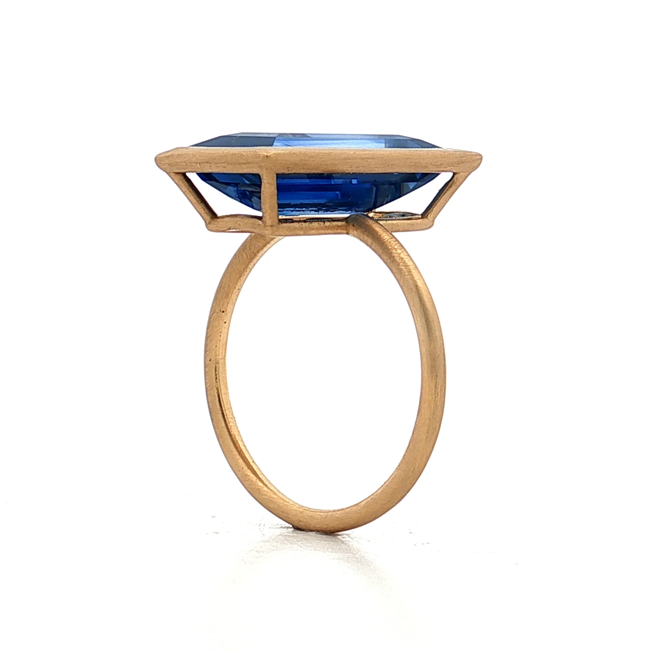 6.75 Baguette Cut Blue Sapphire Cocktail Ring 18k - Image 5